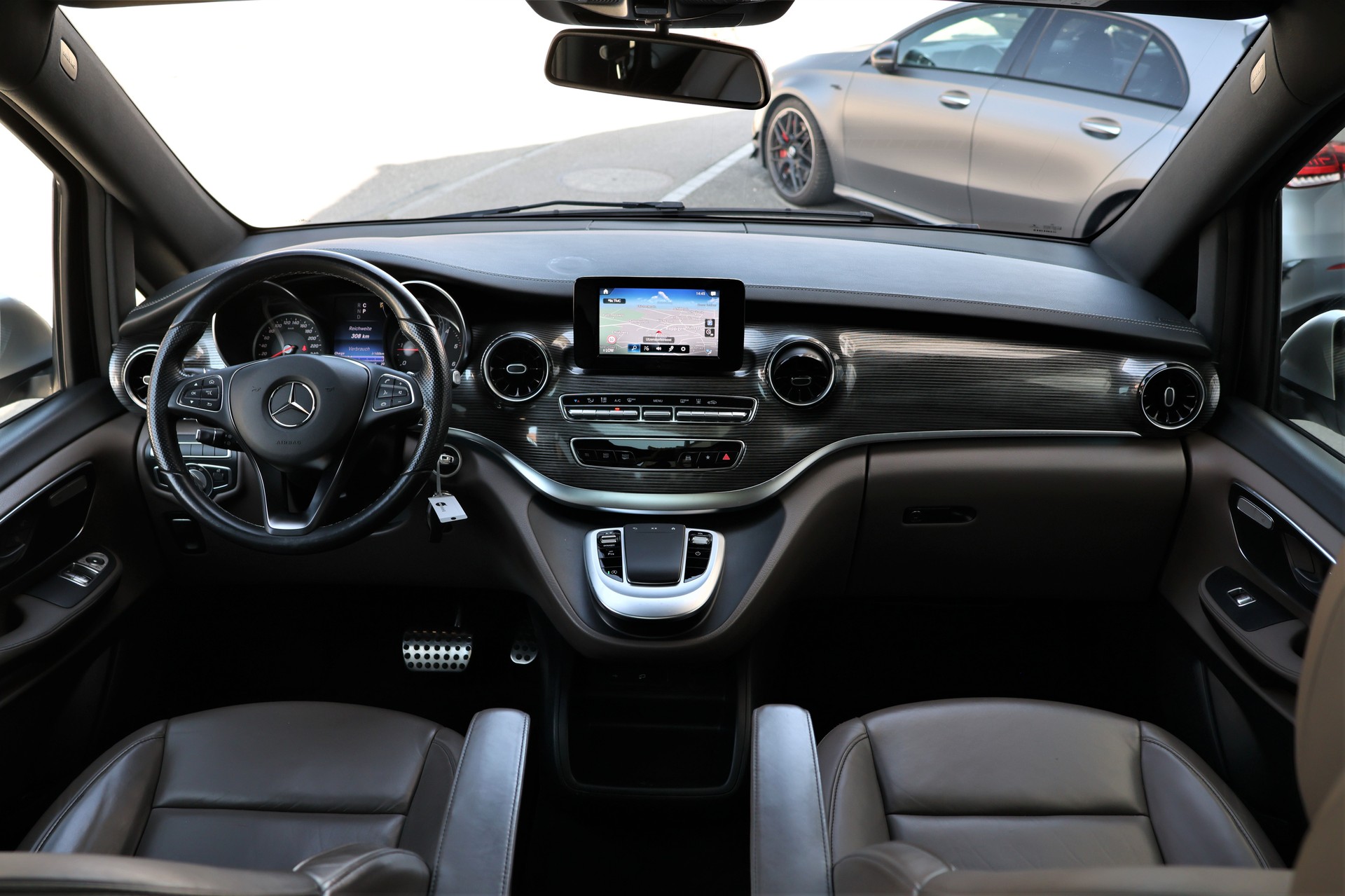 MERCEDES-BENZ V 250 d lang Avantgarde 9G-Tronic (CH) 7Plätzer-image-18