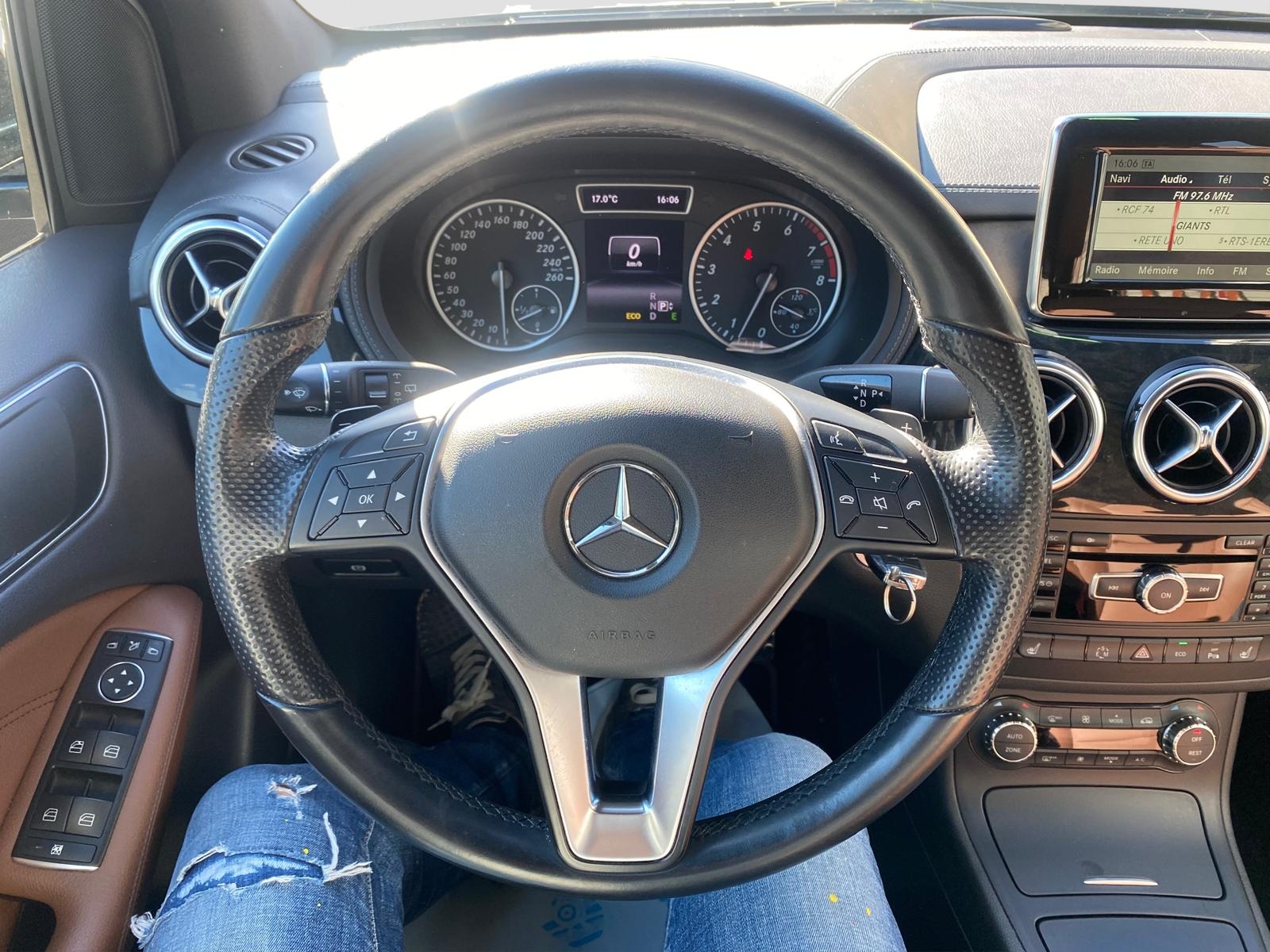 MERCEDES-BENZ B 250 7G-DCT-image-13