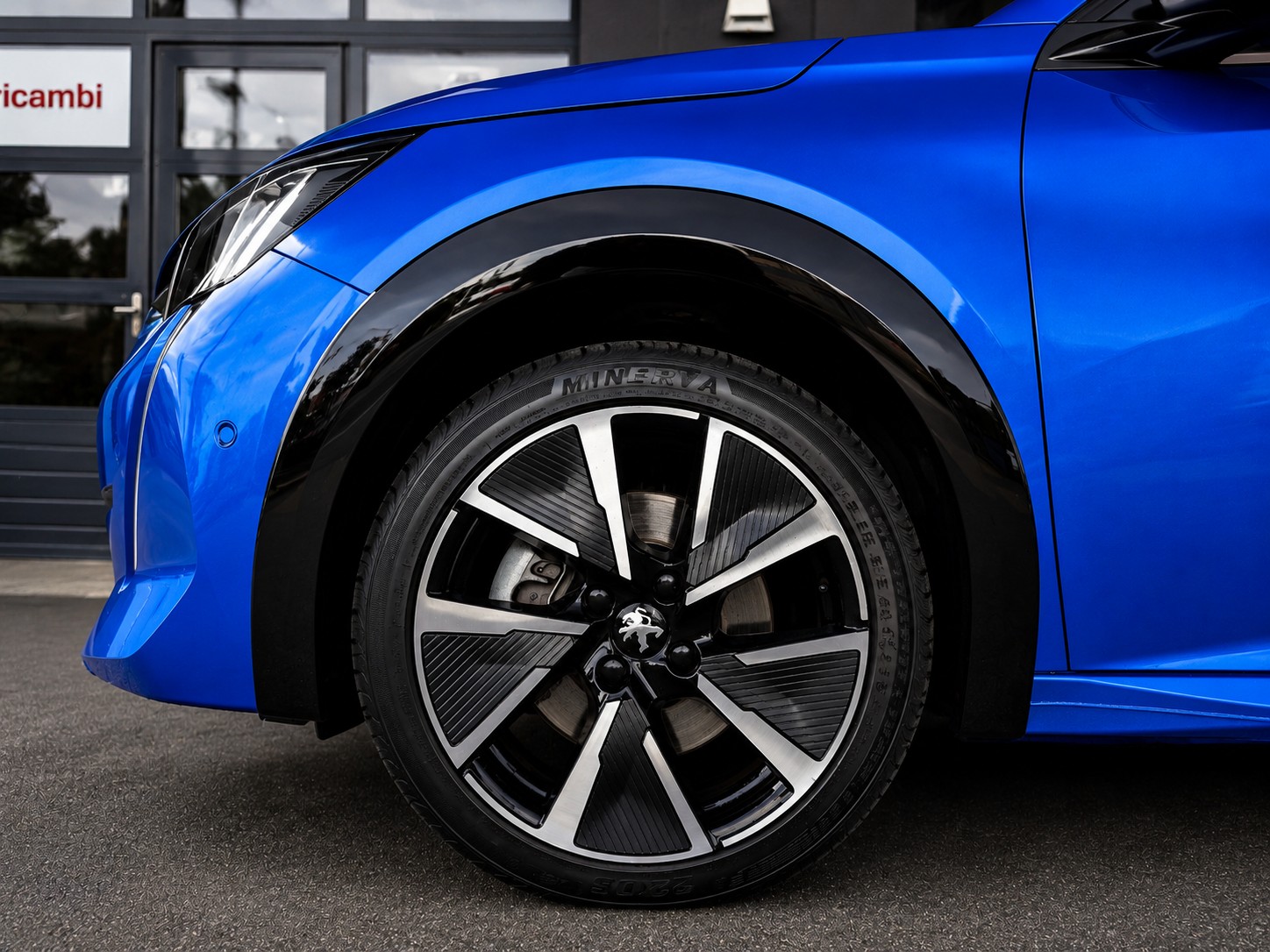 PEUGEOT 208 Elektrik GT (e-208)-image-6