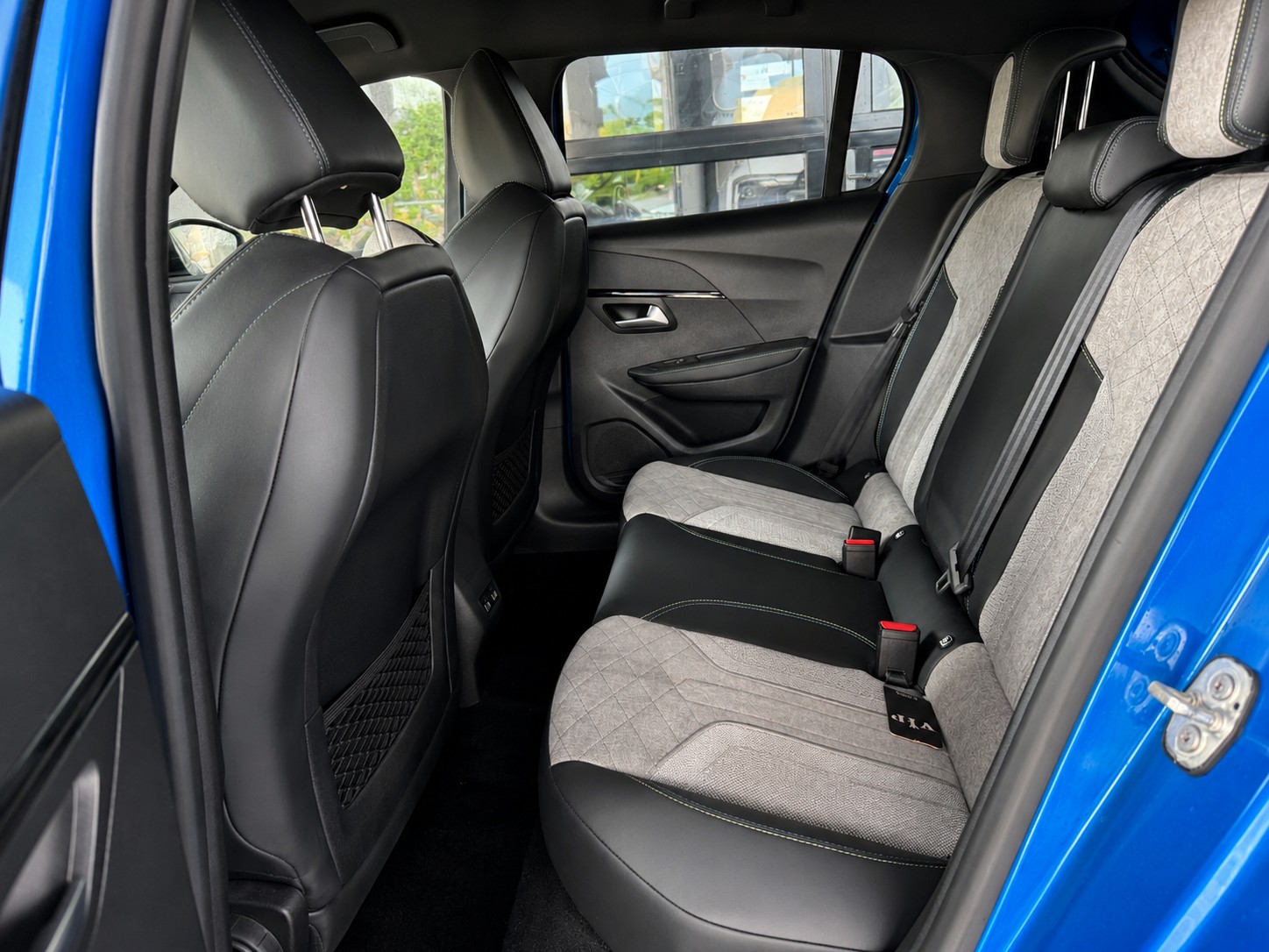 PEUGEOT 208 Elektrik GT (e-208)-image-15