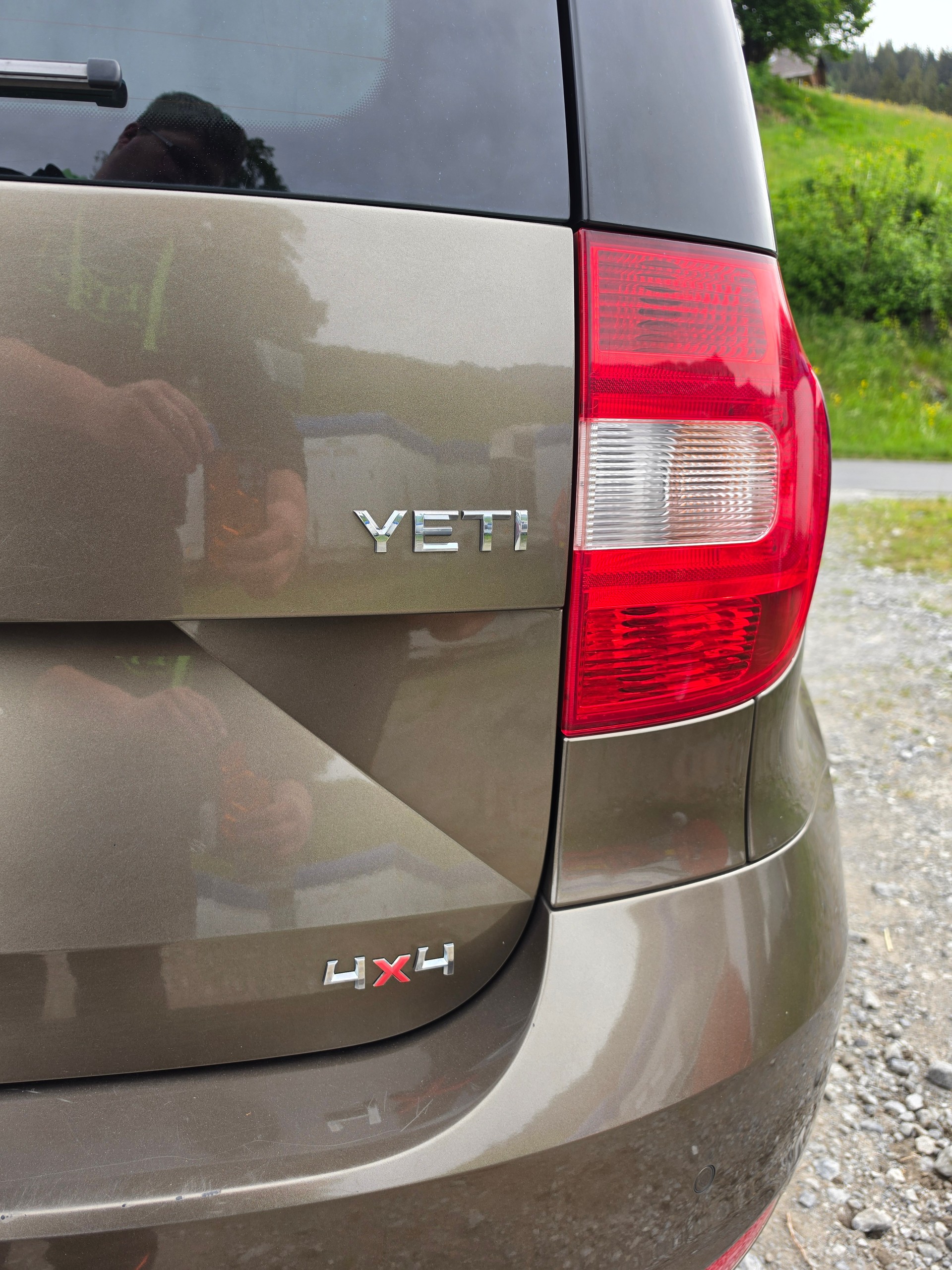 SKODA Yeti 1.8 TSI Ambition 4x4-image-6