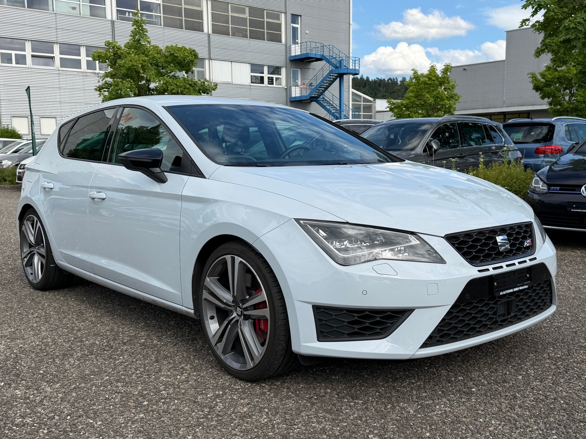 SEAT Leon 2.0 TSI Cupra 290 DSG-image-2