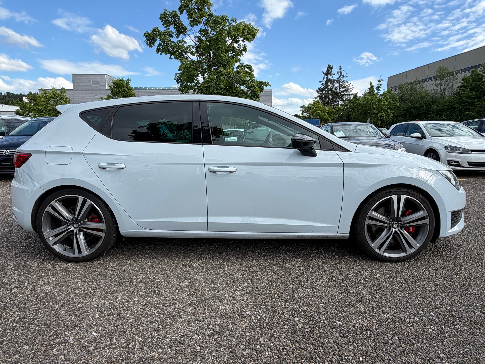 SEAT Leon 2.0 TSI Cupra 290 DSG-image-3