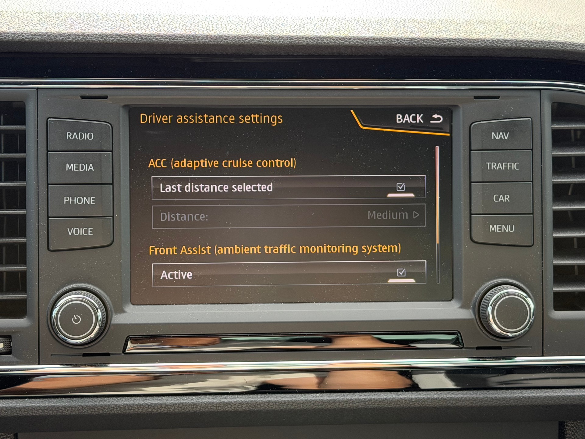 SEAT Leon 2.0 TSI Cupra 290 DSG-image-25
