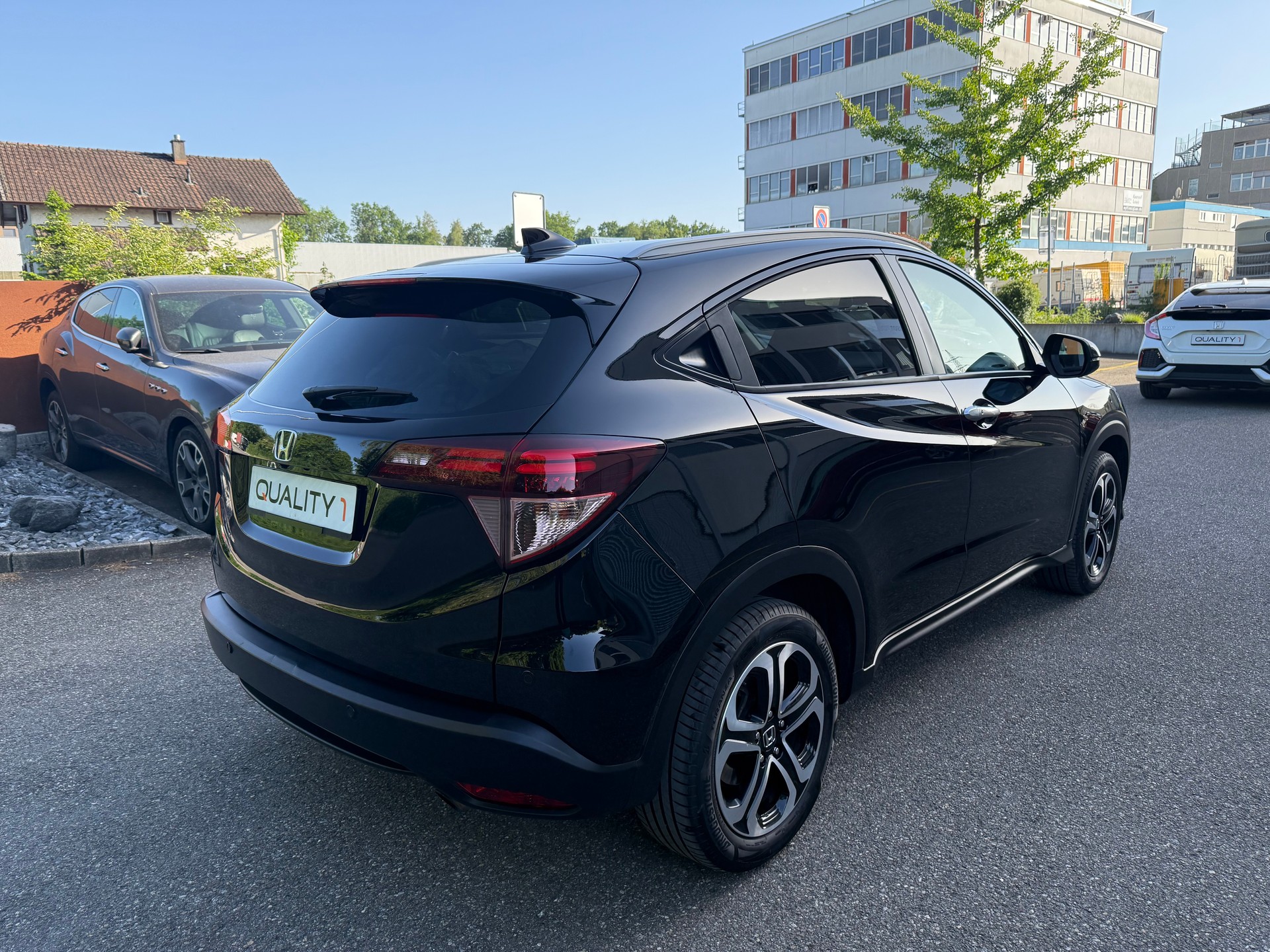 HONDA HR-V 1.5i-VTEC Executive CVT-image-4