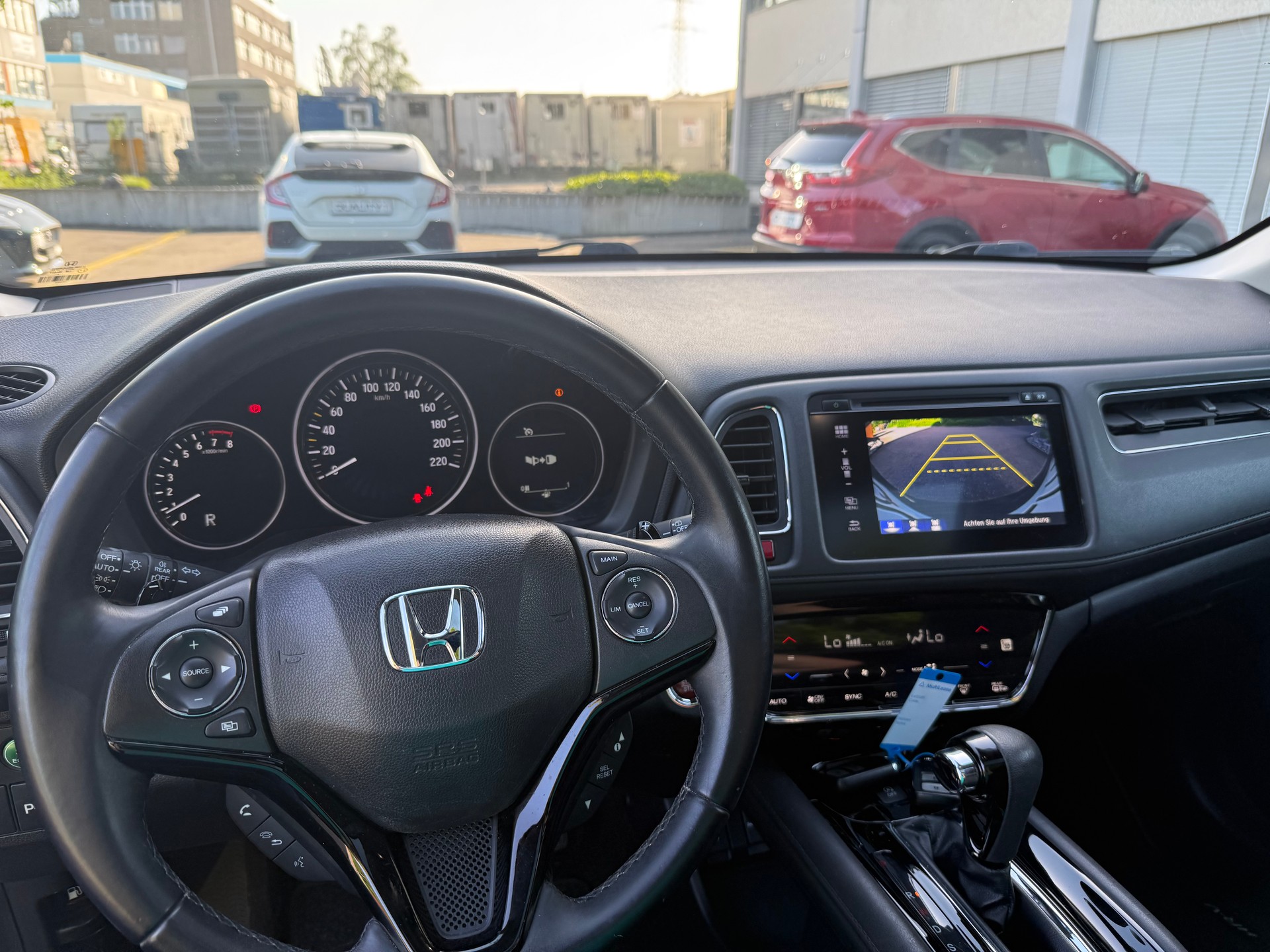 HONDA HR-V 1.5i-VTEC Executive CVT-image-6