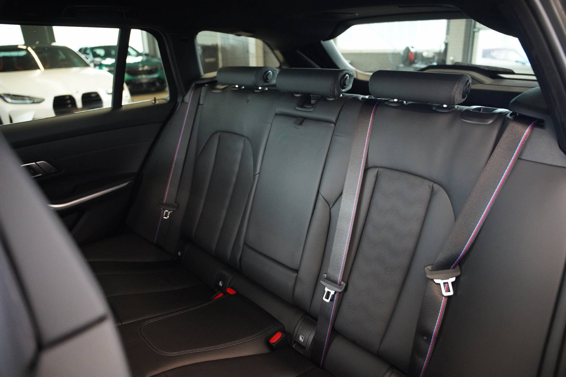 BMW M3 Touring xDrive Competition M LCI Frozen Dark Grey-image-10