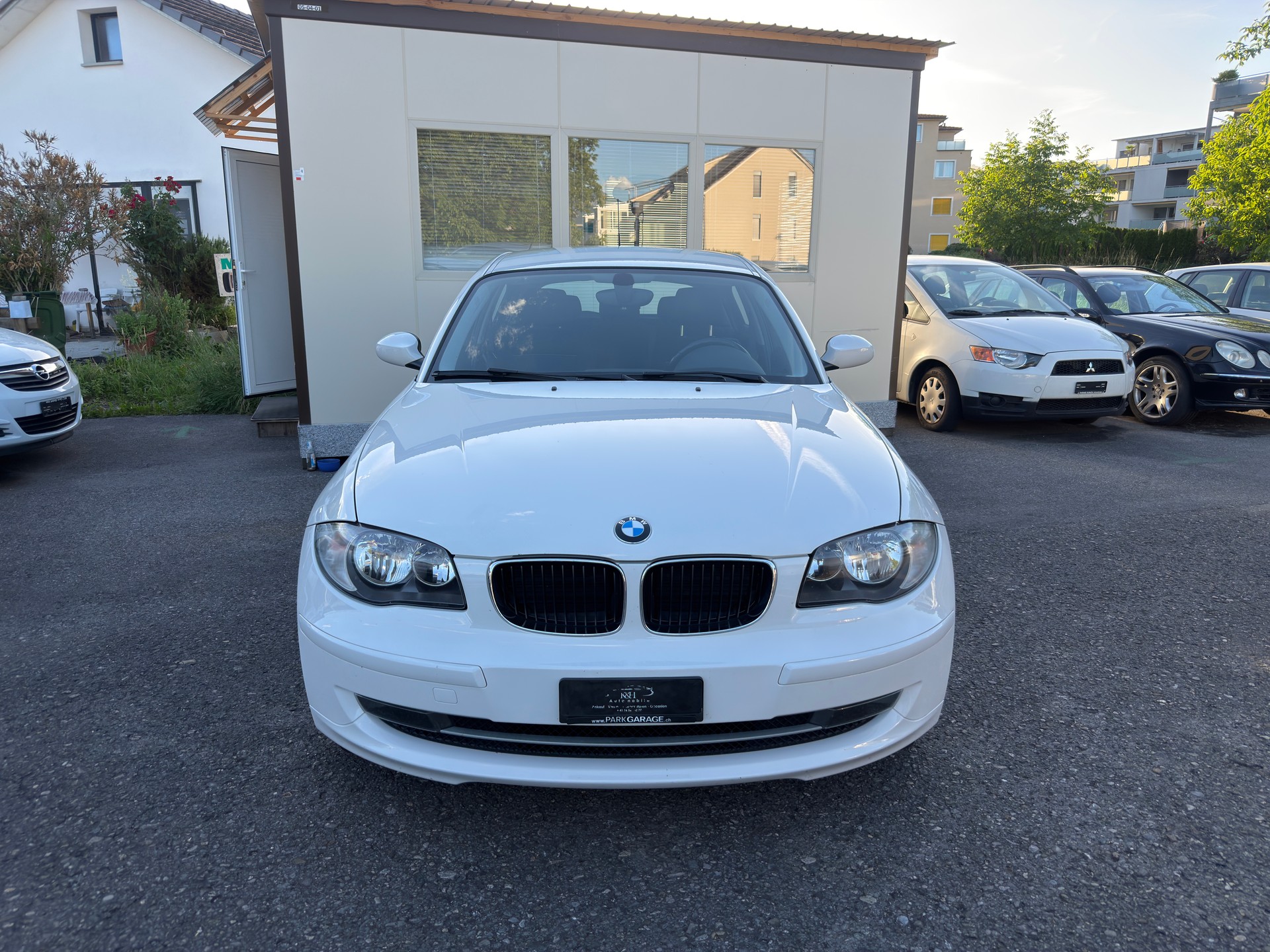 BMW 118d-image-0