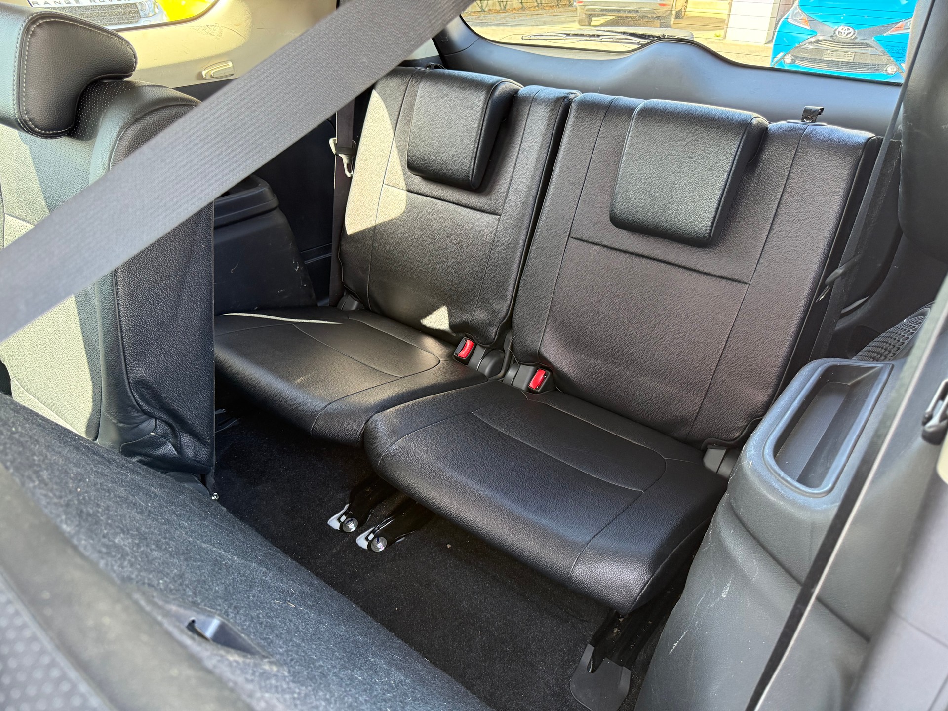 MITSUBISHI Outlander 2.2 DID Navigator Safety 4WD Automatic-image-13