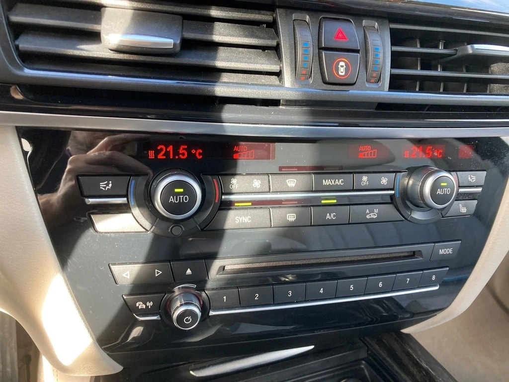 BMW X5 xDrive 40d Steptronic-image-13