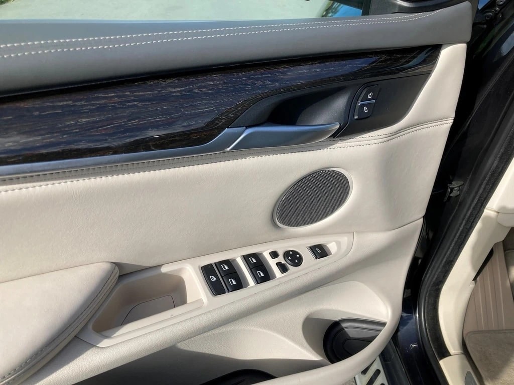 BMW X5 xDrive 40d Steptronic-image-9