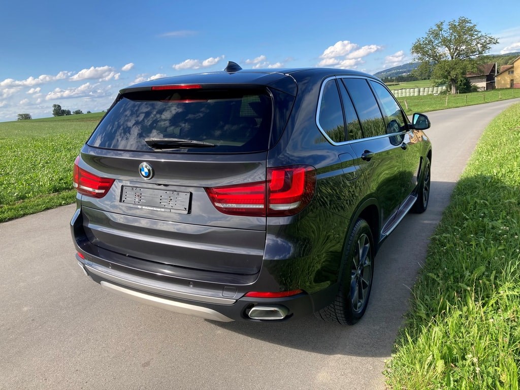 BMW X5 xDrive 40d Steptronic-image-2
