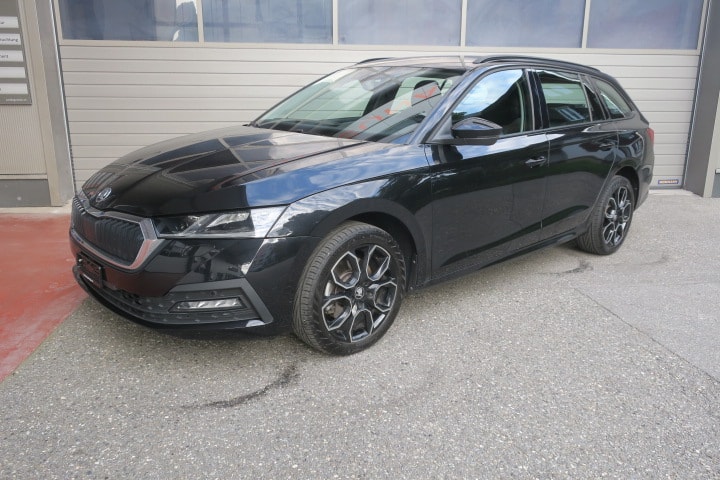 SKODA Octavia Combi 2.0 TDI DSG Ambition 4x4-image-0