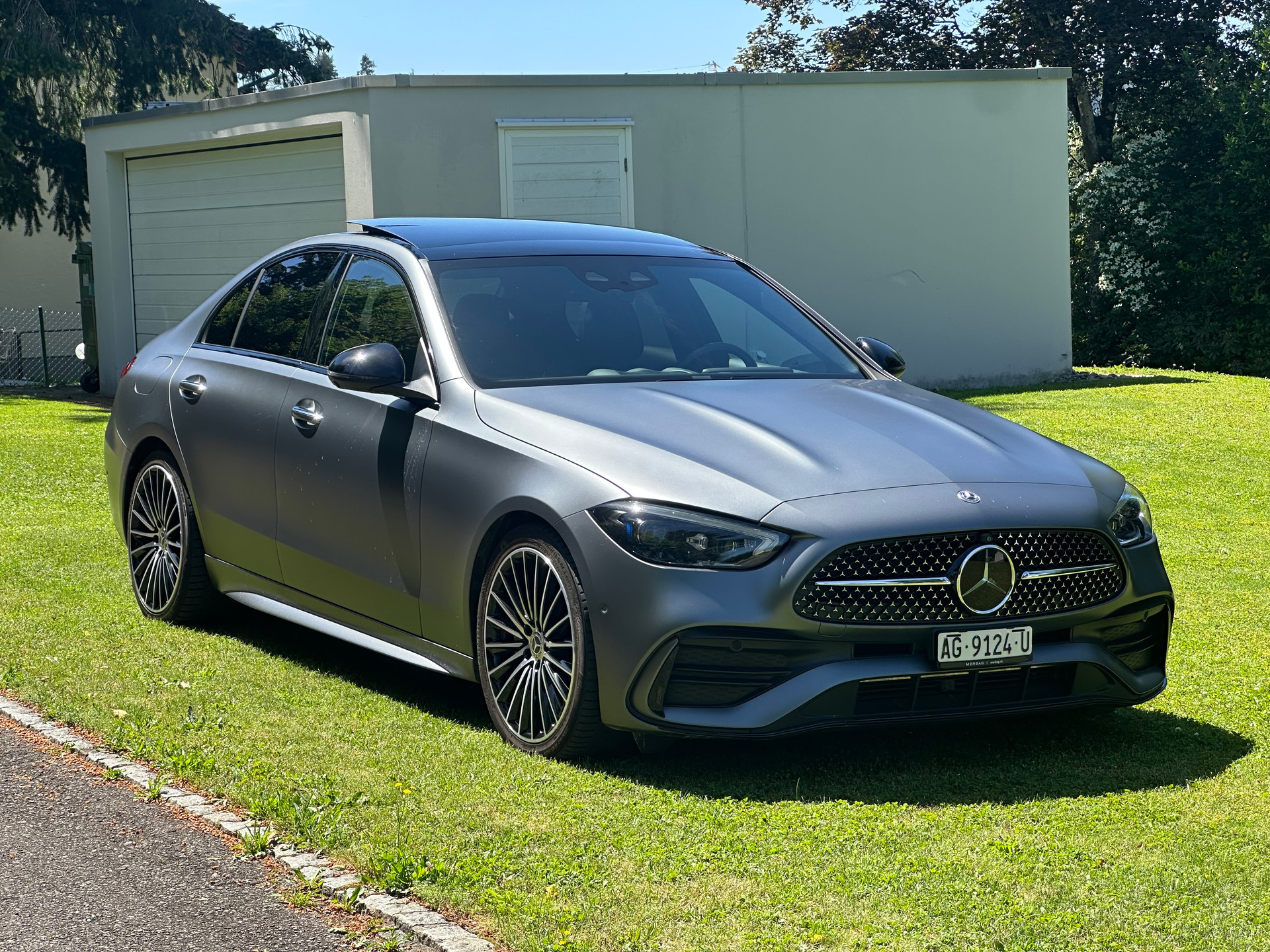 MERCEDES-BENZ C 220 d 4Matic AMG Line-image-1