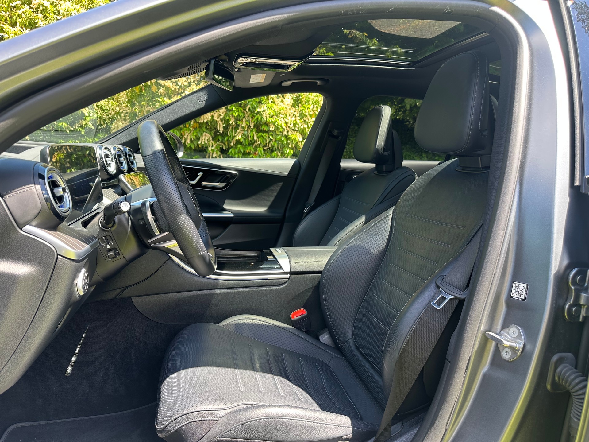 MERCEDES-BENZ C 220 d 4Matic AMG Line-image-9