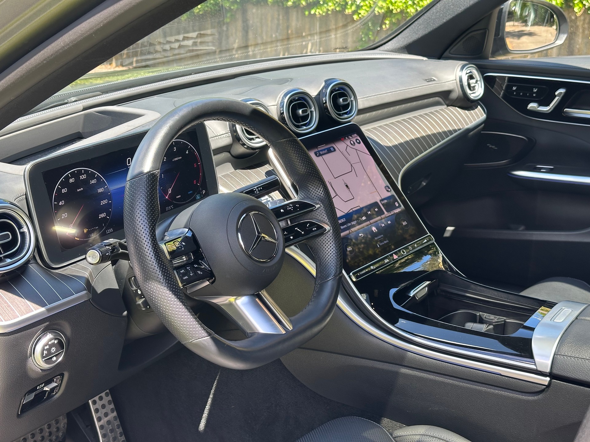 MERCEDES-BENZ C 220 d 4Matic AMG Line-image-8