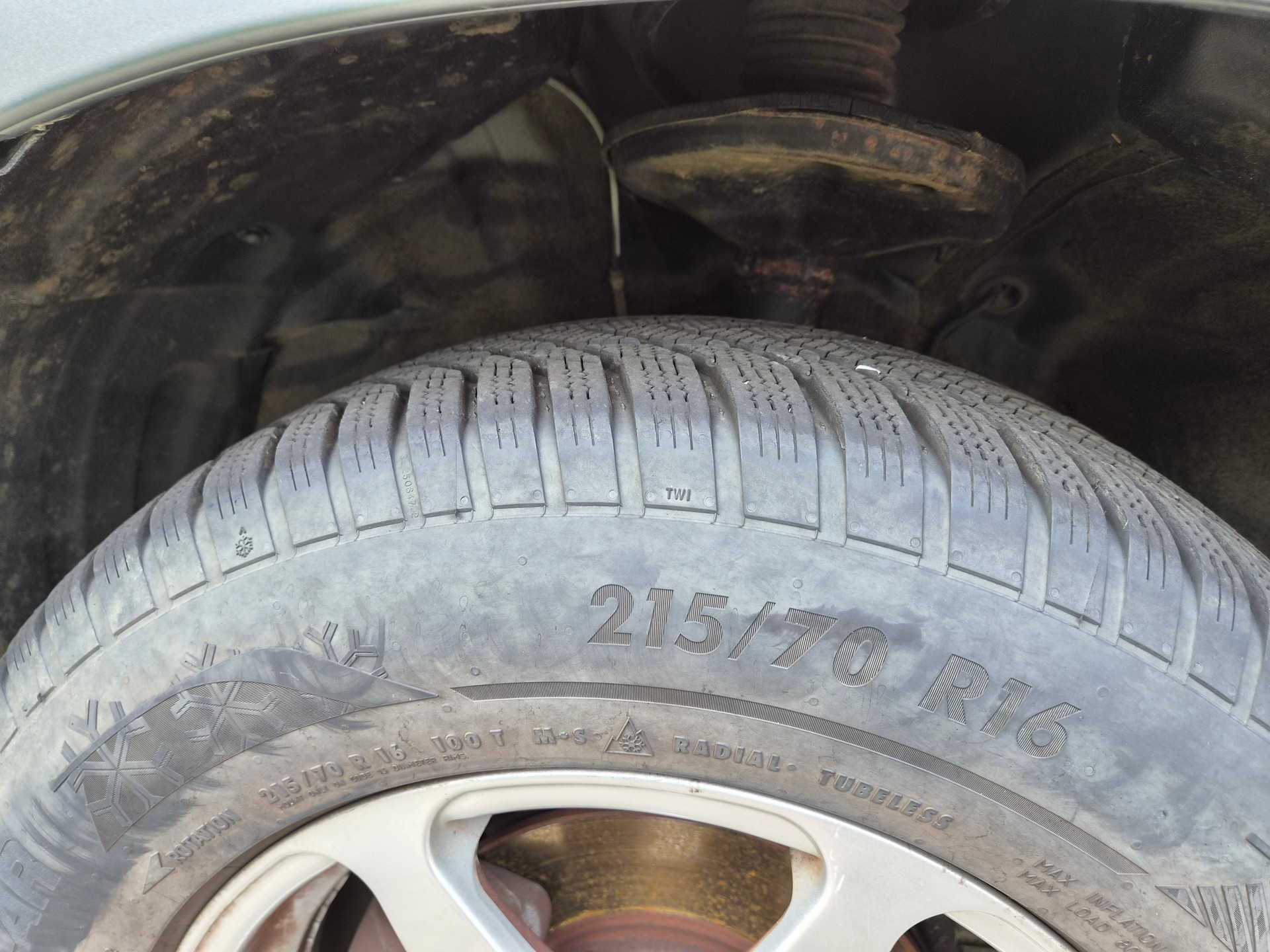 TOYOTA RAV-4 2.0 D4D Mountain-image-7
