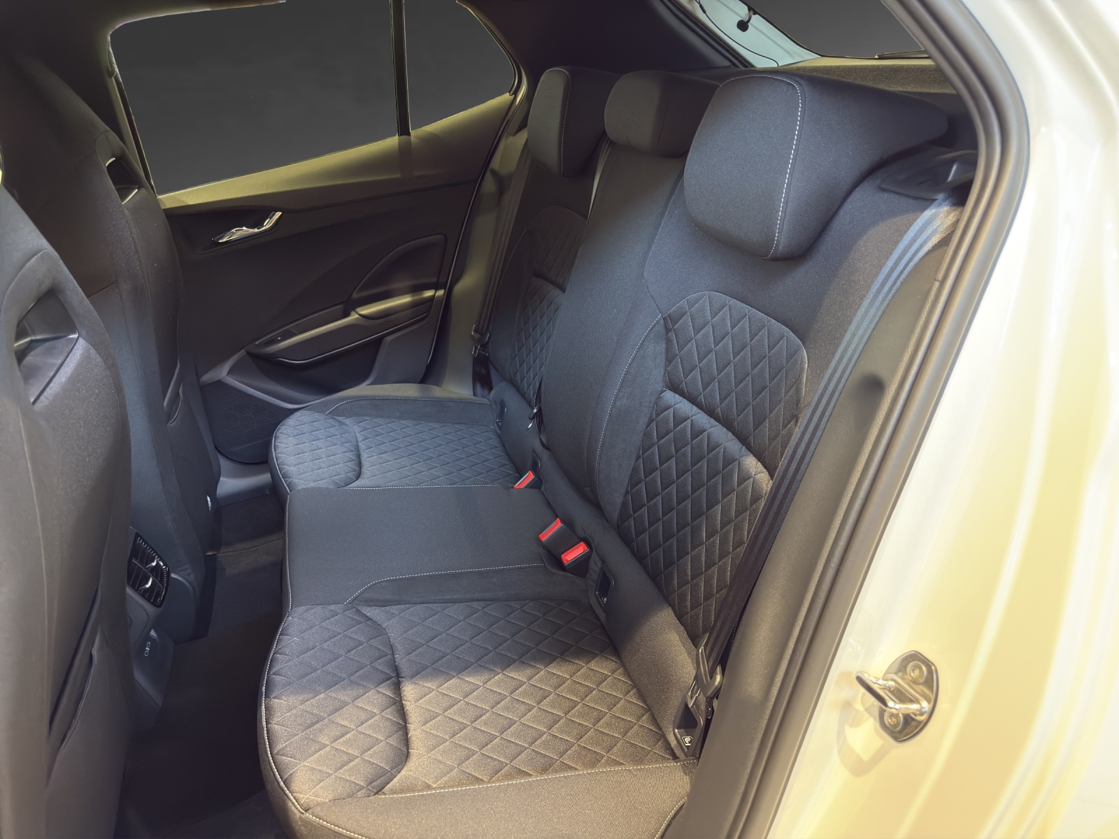 SKODA Fabia 1.0 TSI Dynamic DSG-image-6