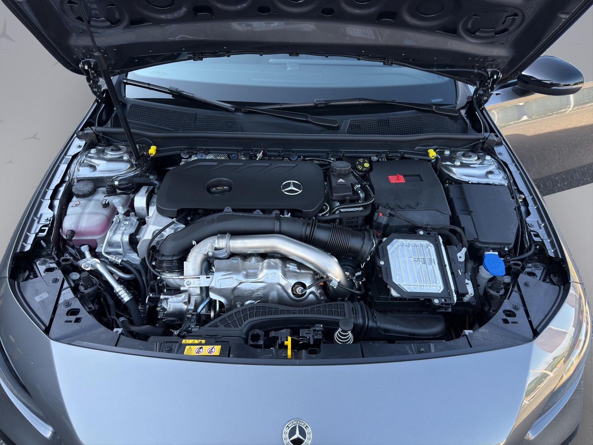 MERCEDES-BENZ A 220 AMG Line 4m-image-19