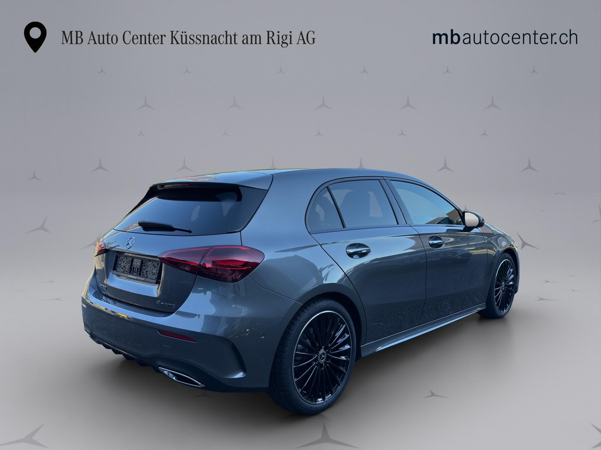 MERCEDES-BENZ A 220 AMG Line 4m-image-6