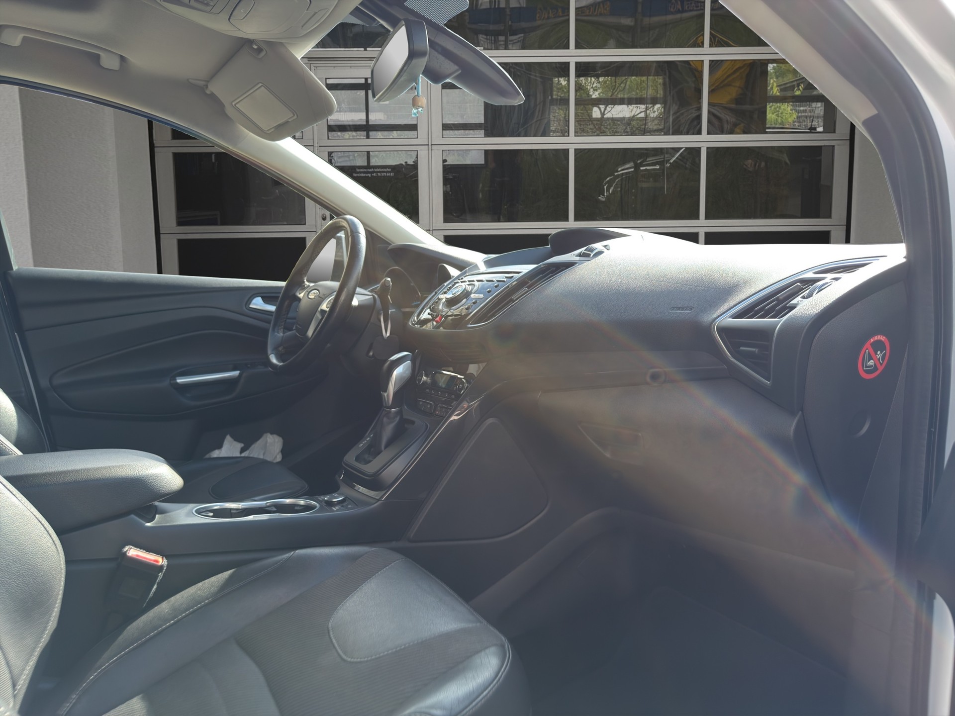 FORD Kuga 2.0 TDCi Titanium 4WD PowerShift-image-17