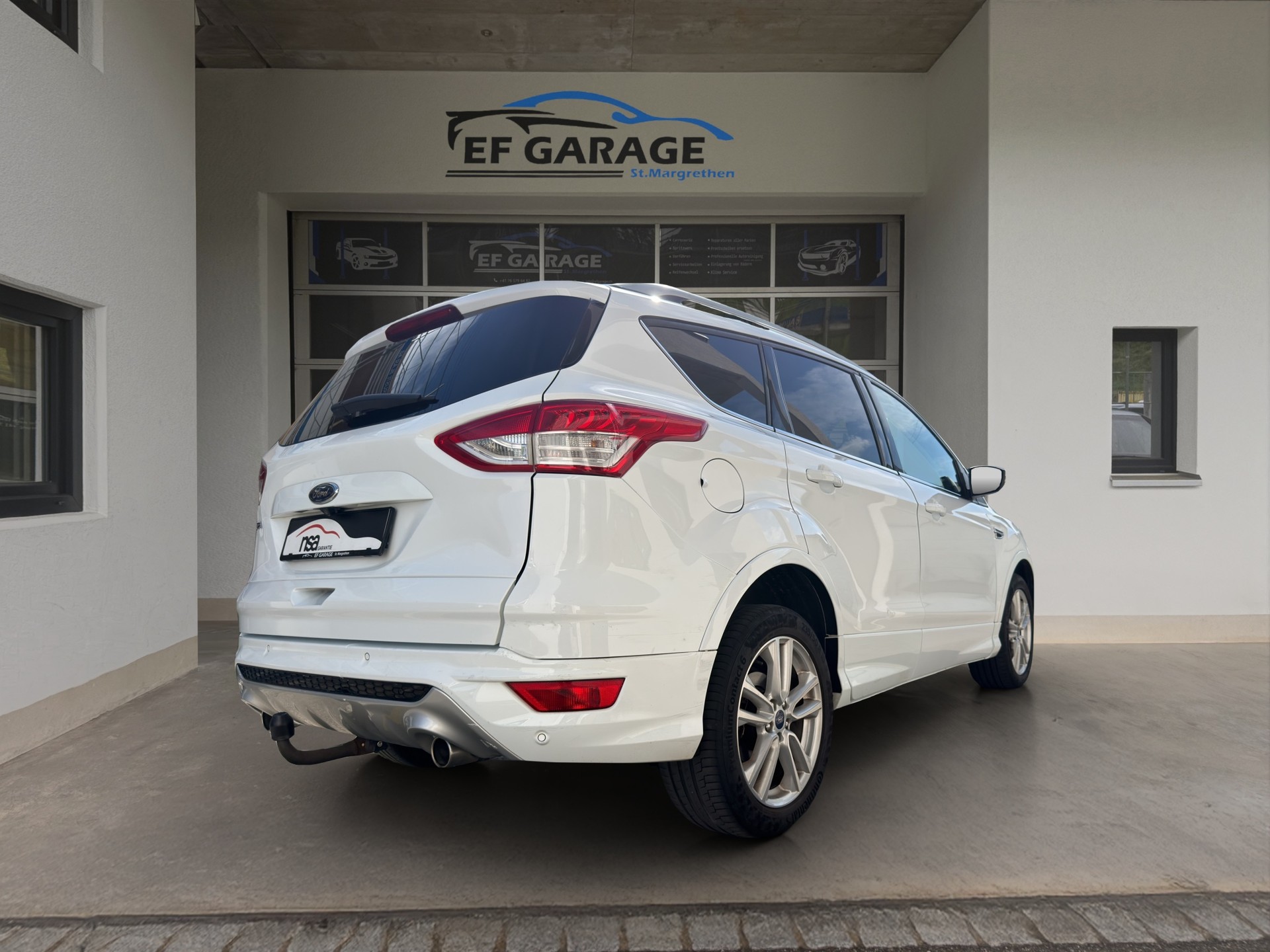 FORD Kuga 2.0 TDCi Titanium 4WD PowerShift-image-3