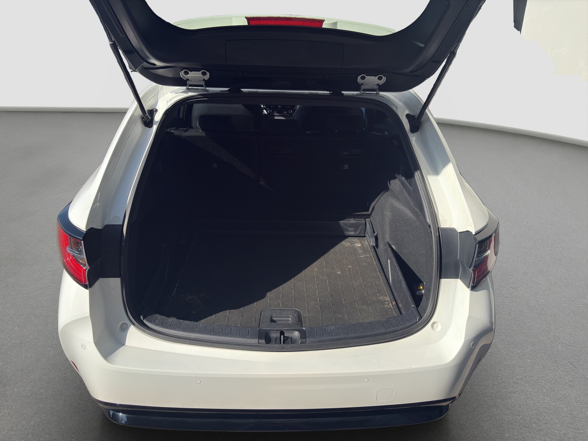 SUZUKI Swace 1.8 Hybrid Compact Top E-CVT-image-5