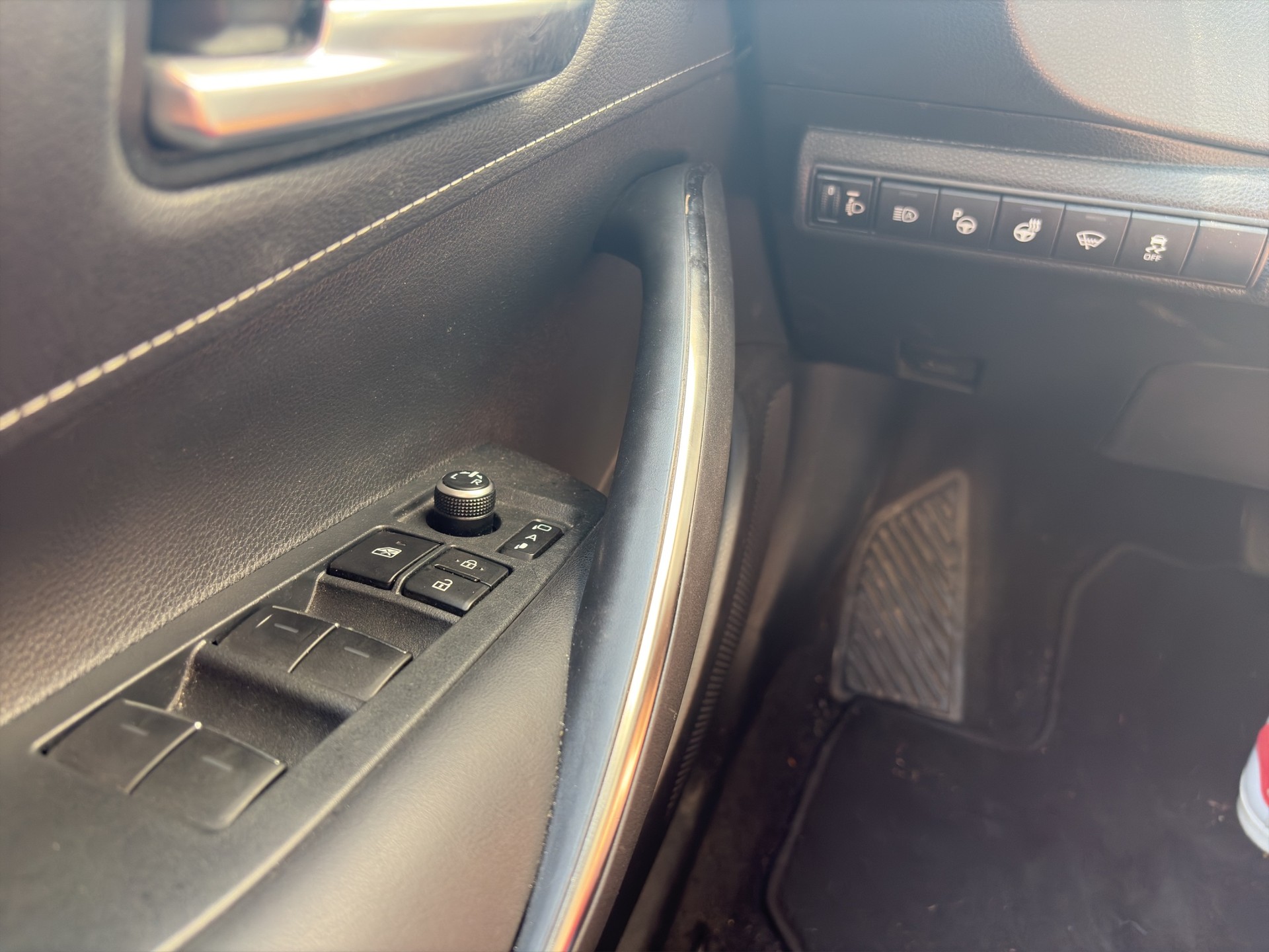 SUZUKI Swace 1.8 Hybrid Compact Top E-CVT-image-14