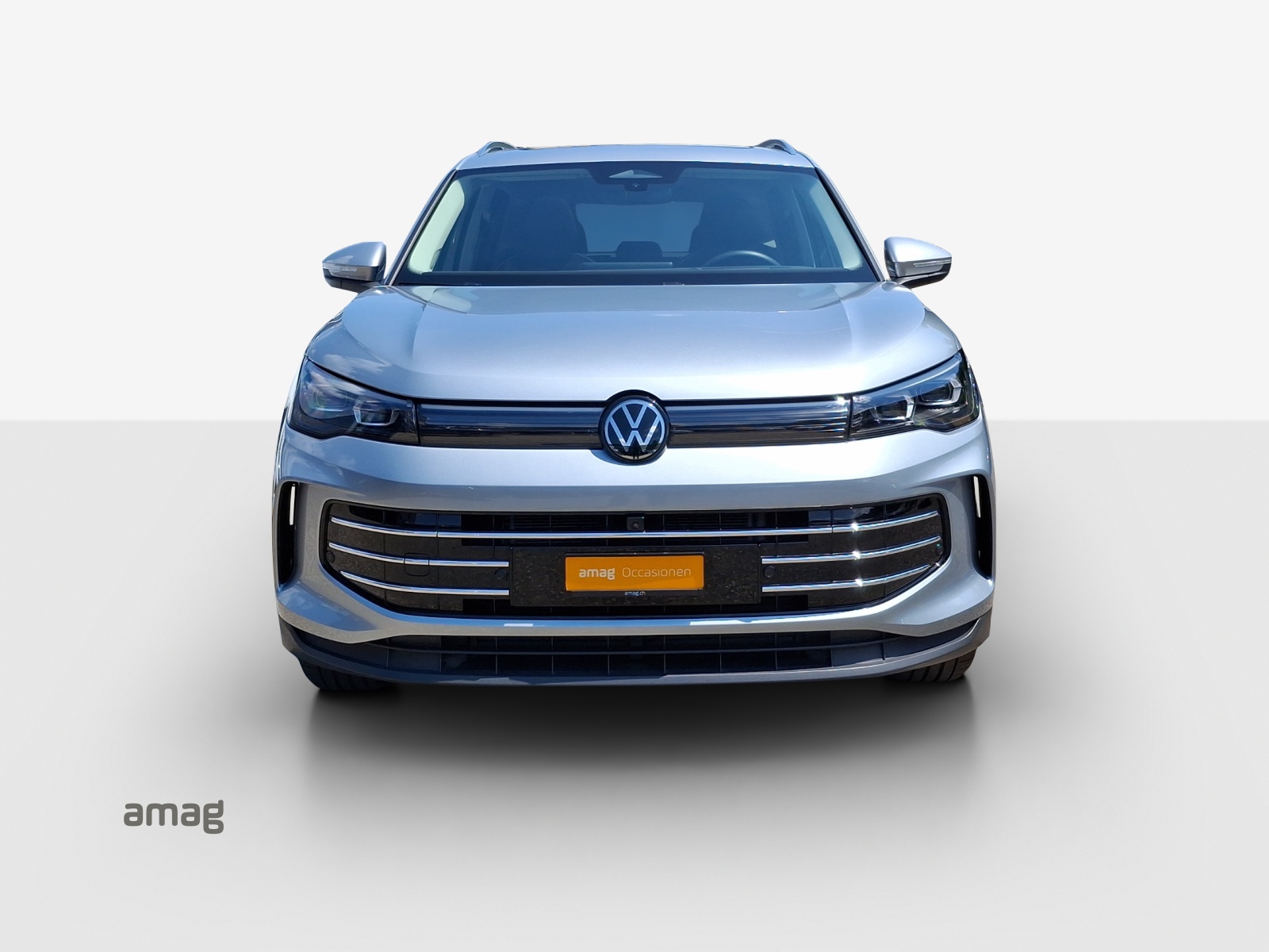 VW Tiguan 2.0 TSI DSG Elegance 4Motion-image-6