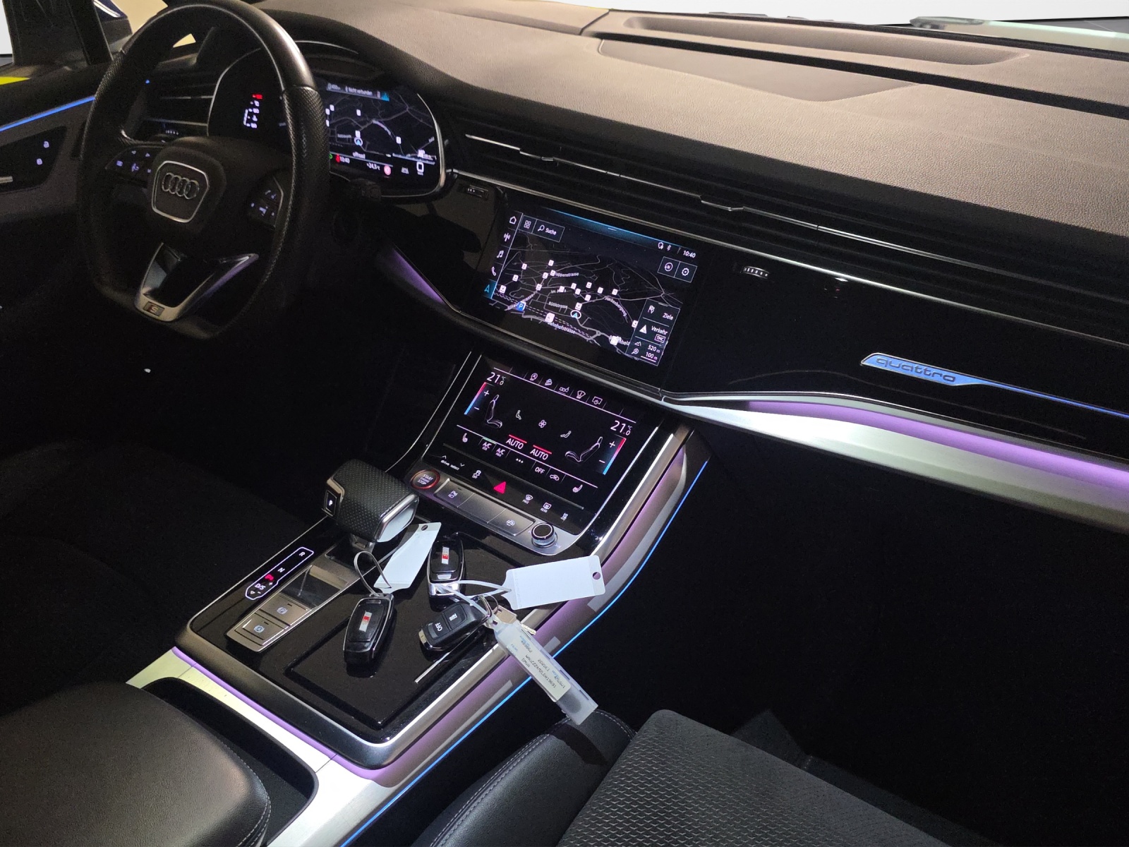 AUDI SQ7 4.0 TDI quattro tiptronic-image-12