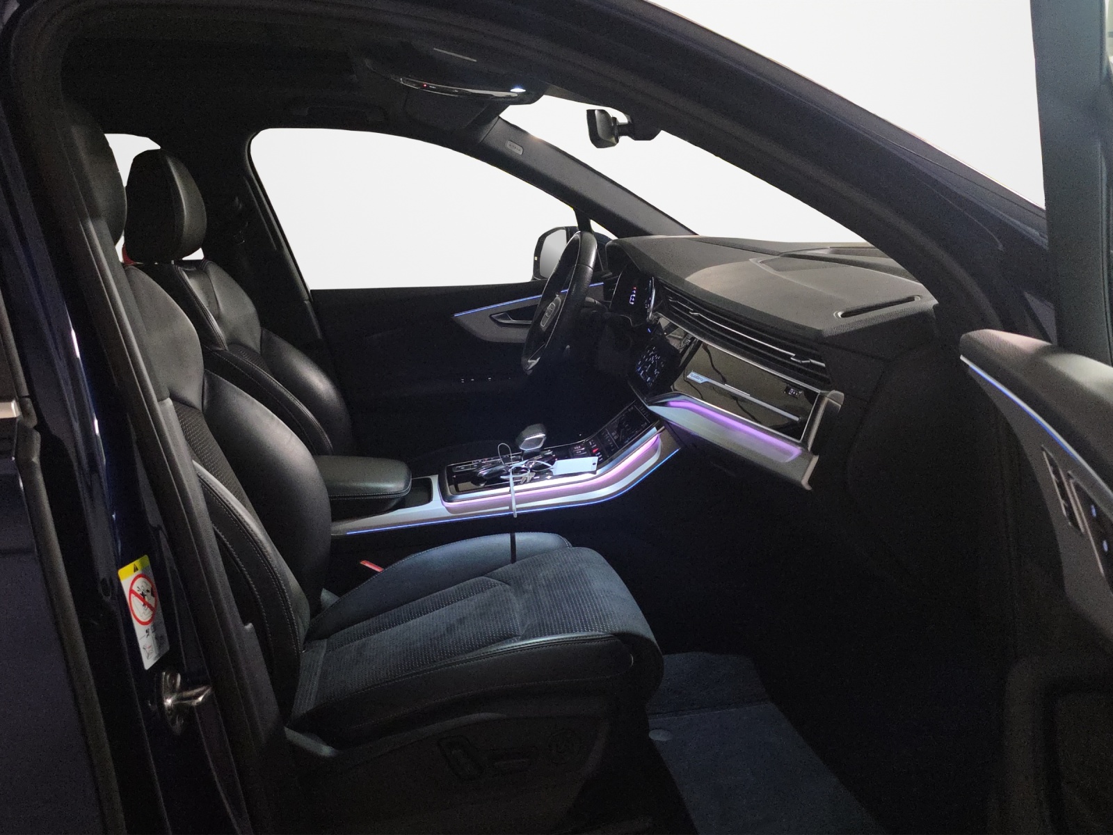 AUDI SQ7 4.0 TDI quattro tiptronic-image-9