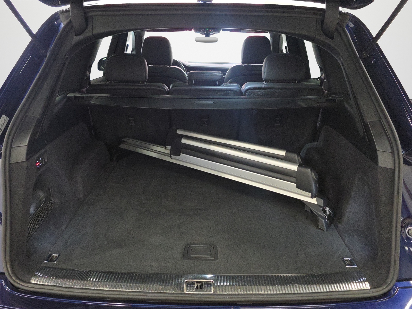 AUDI SQ7 4.0 TDI quattro tiptronic-image-15