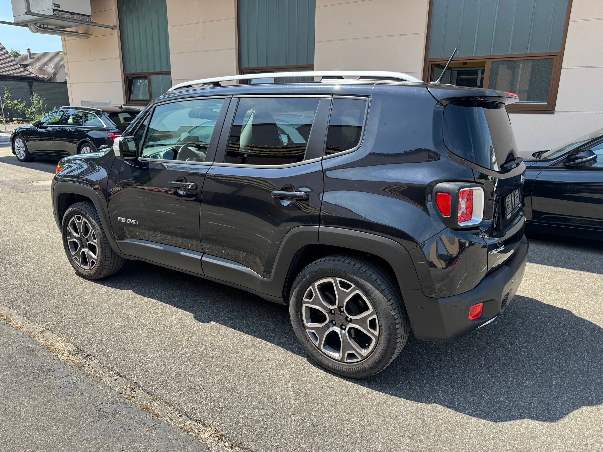 JEEP Renegade 2.0 CRD Limited AWD + Low Range 9ATX-image-3