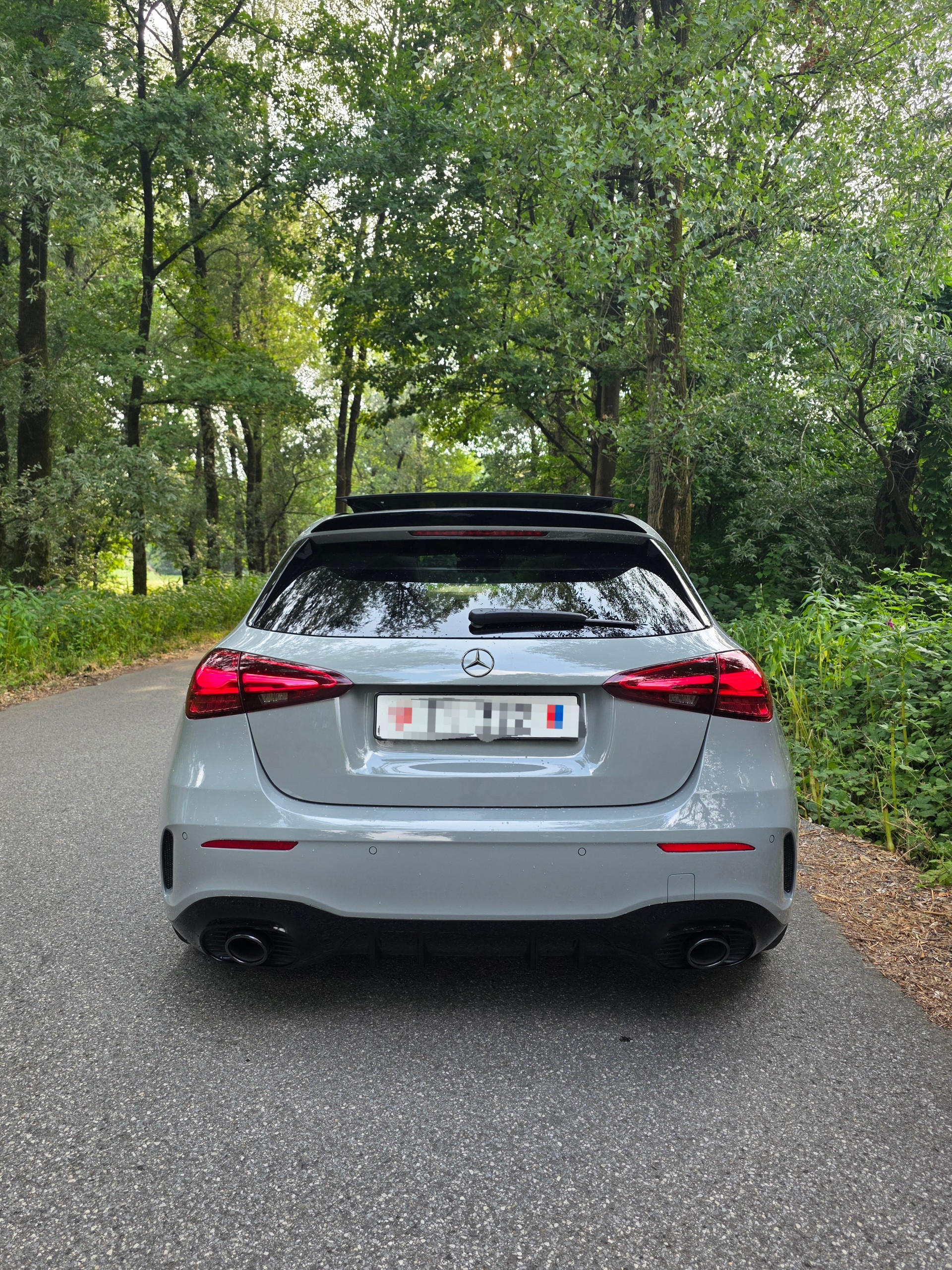 MERCEDES-BENZ A AMG 35 4Matic 8G-DCT-image-1