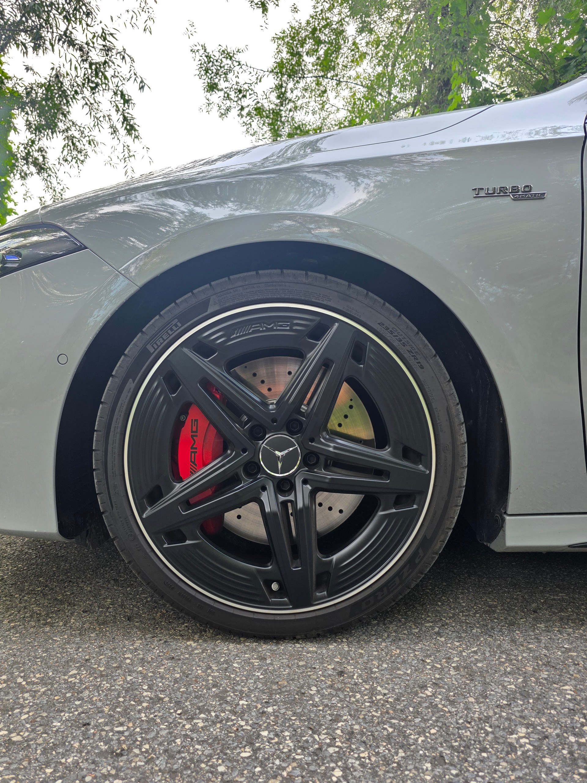 MERCEDES-BENZ A AMG 35 4Matic 8G-DCT-image-3
