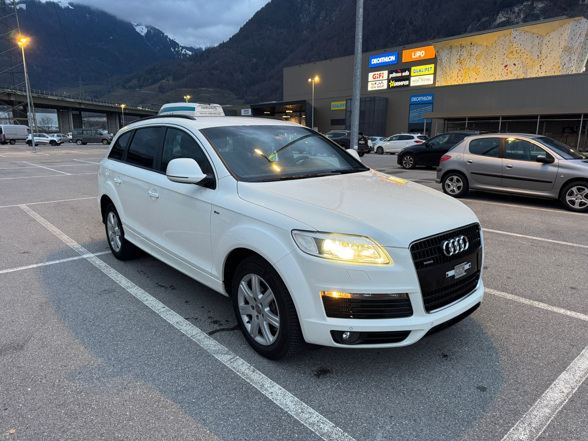 AUDI Q7 3.0 TDI quattro tiptronic S-line-image-1