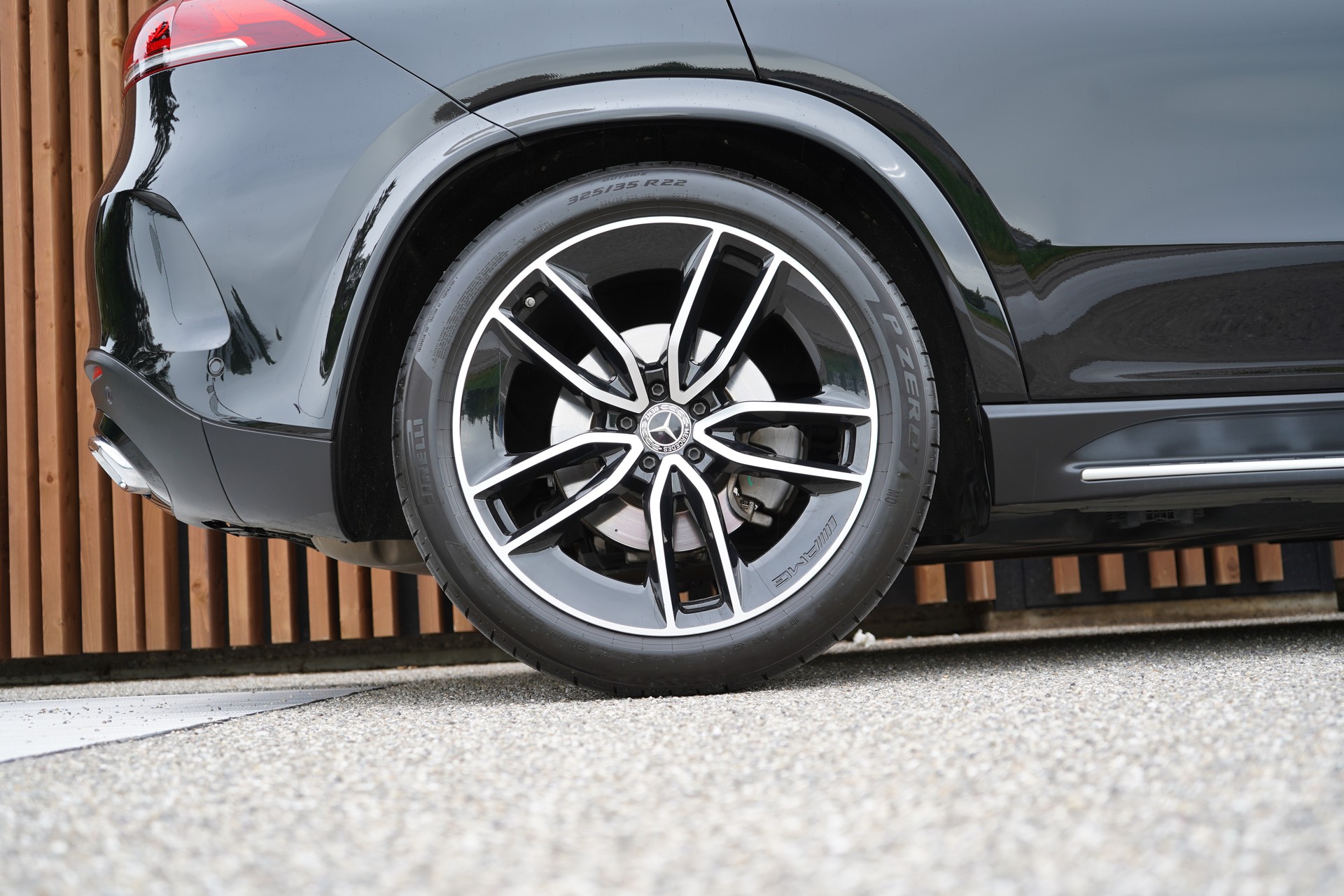 MERCEDES-BENZ GLE 450 4MATIC AMG LINE BLACK 9G-TRONIC l 367 PS-image-15