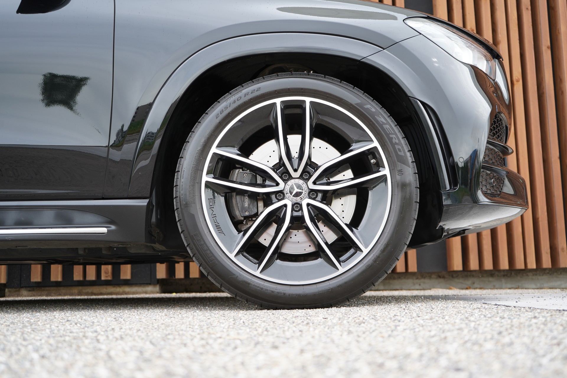 MERCEDES-BENZ GLE 450 4MATIC AMG LINE BLACK 9G-TRONIC l 367 PS-image-14