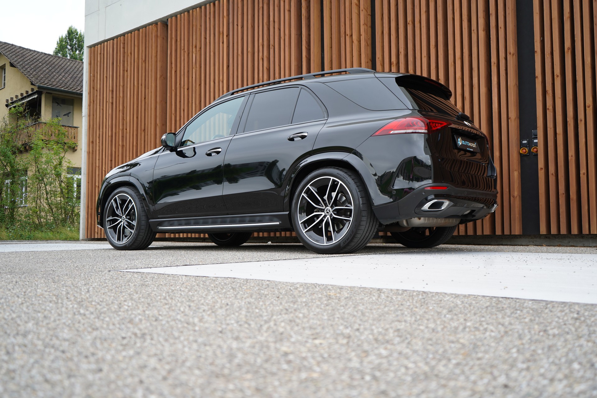 MERCEDES-BENZ GLE 450 4MATIC AMG LINE BLACK 9G-TRONIC l 367 PS-image-8