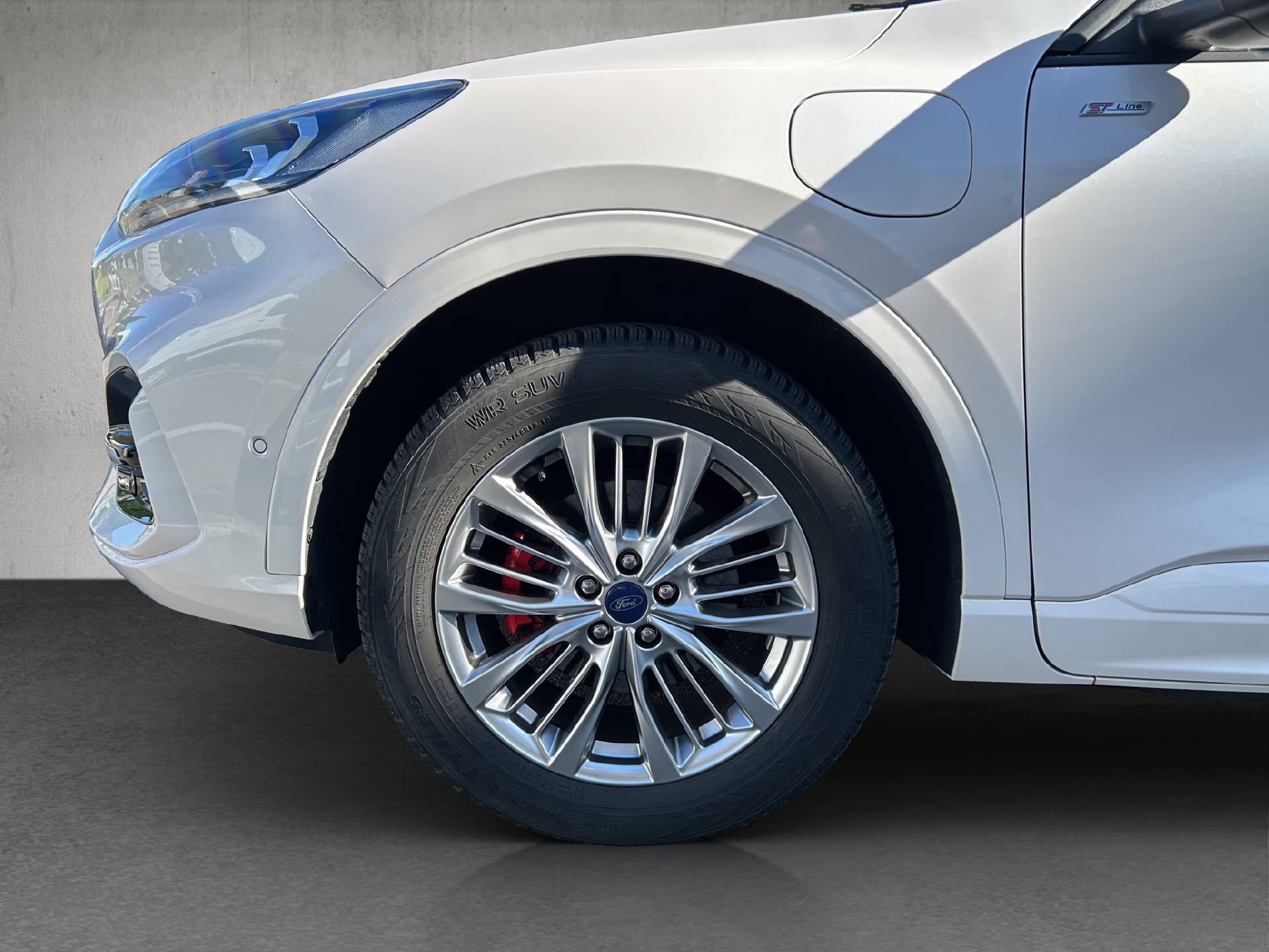 FORD Kuga 2.5 Plug-in Hybrid ST-Line X-image-23