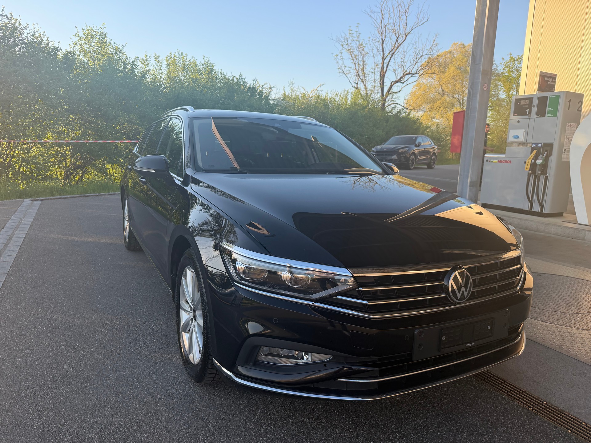 VW Passat 2.0 TDI BMT Elegance 4Motion DSG-image-2