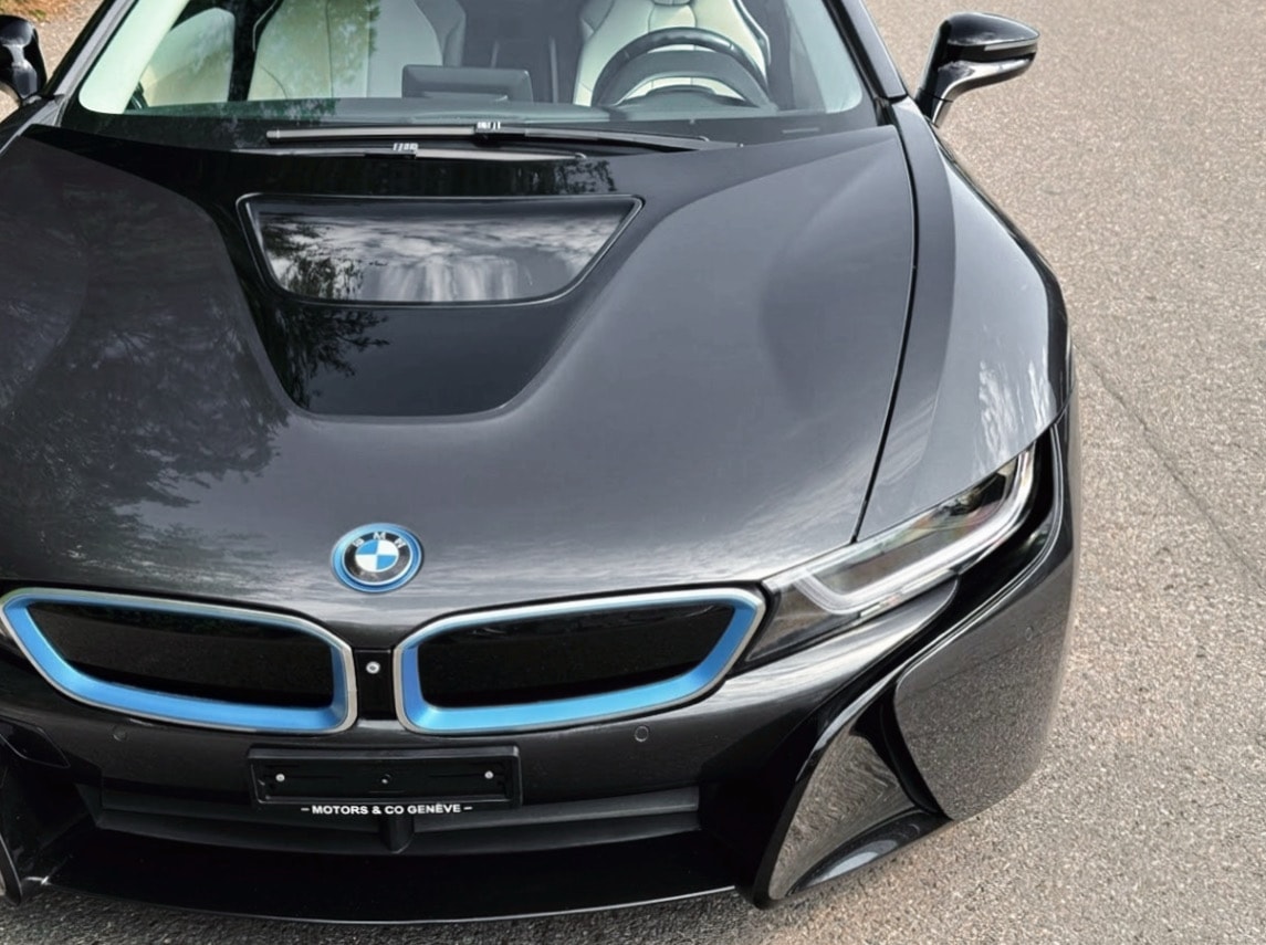 BMW i8 Coupé-image-8
