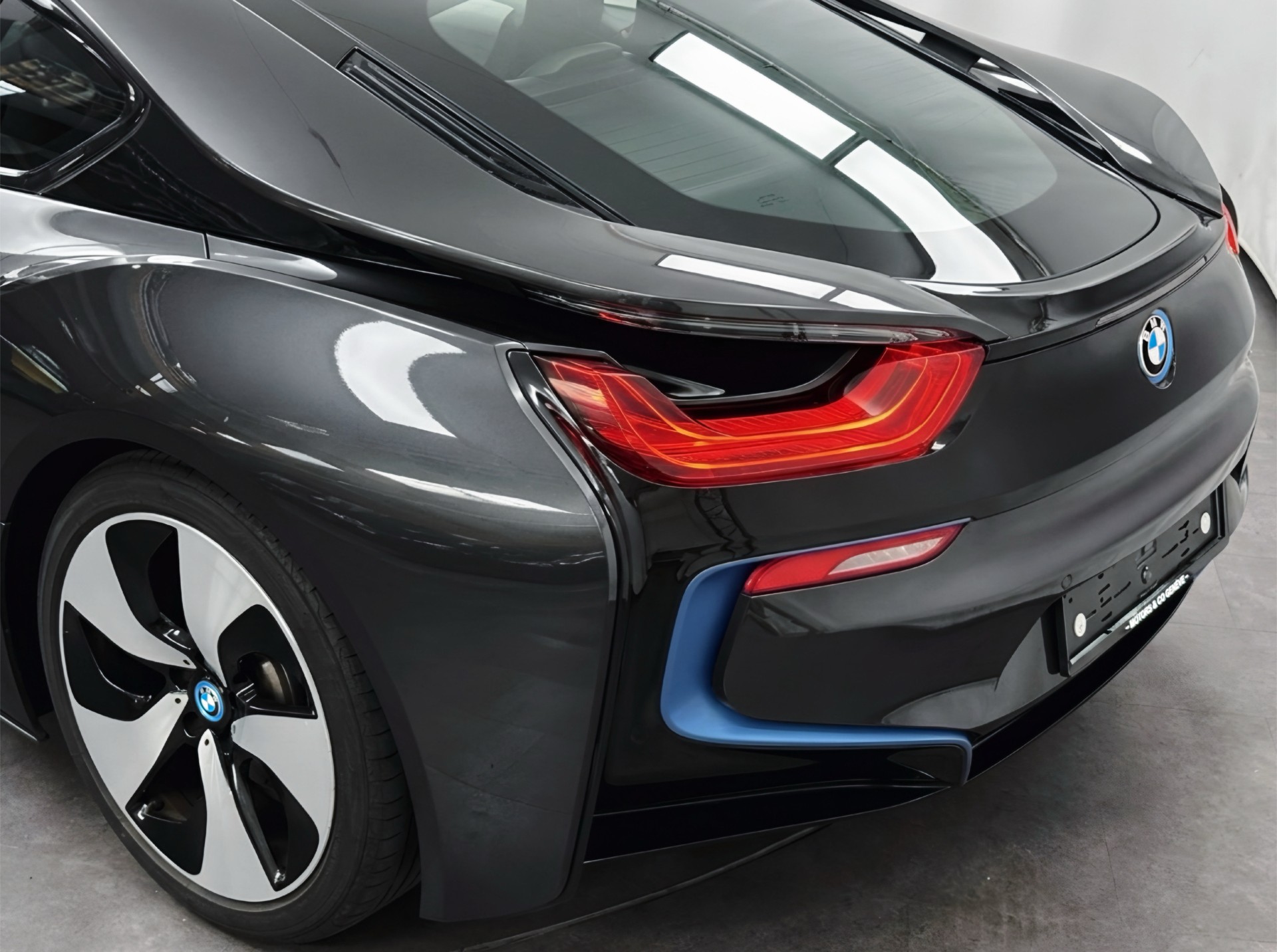 BMW i8 Coupé-image-31