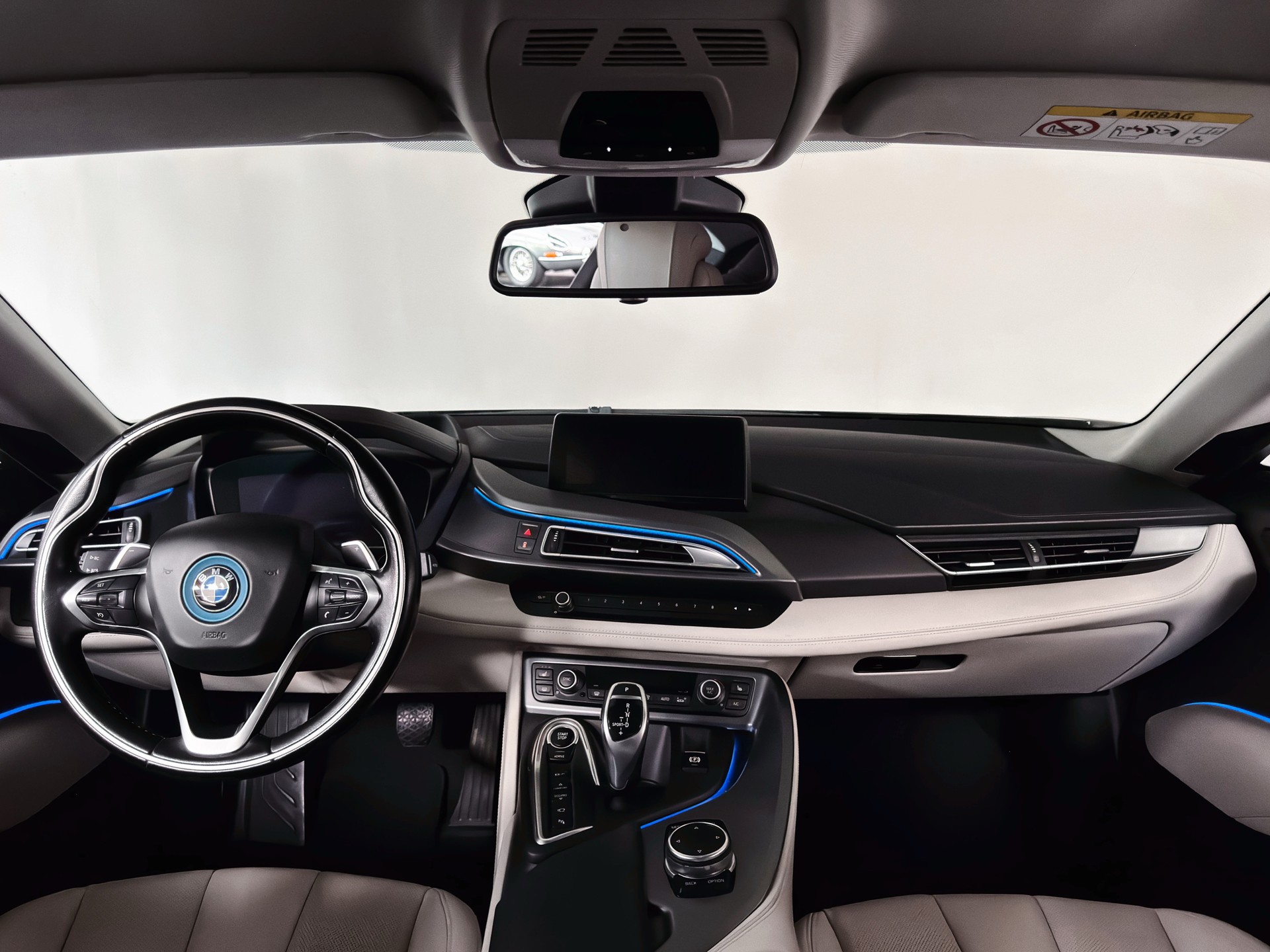 BMW i8 Coupé-image-14