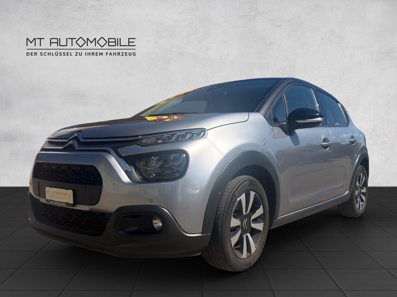 CITROEN C3 1.2i PureTech Shine EAT6-image-0
