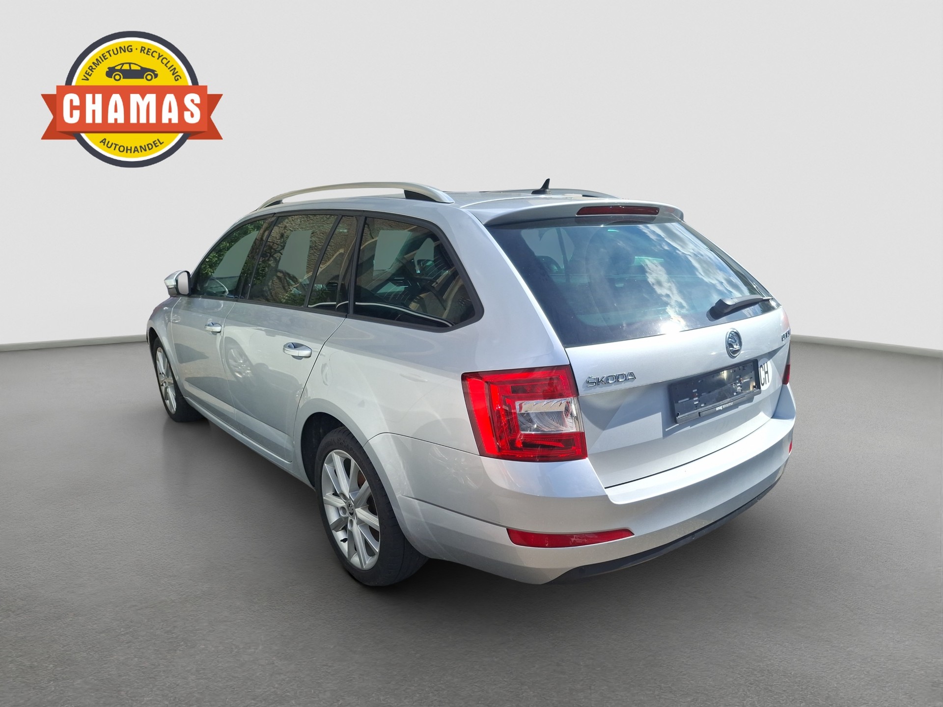 SKODA Octavia Combi 1.8 TSI Ambition 4x4 DSG-image-4