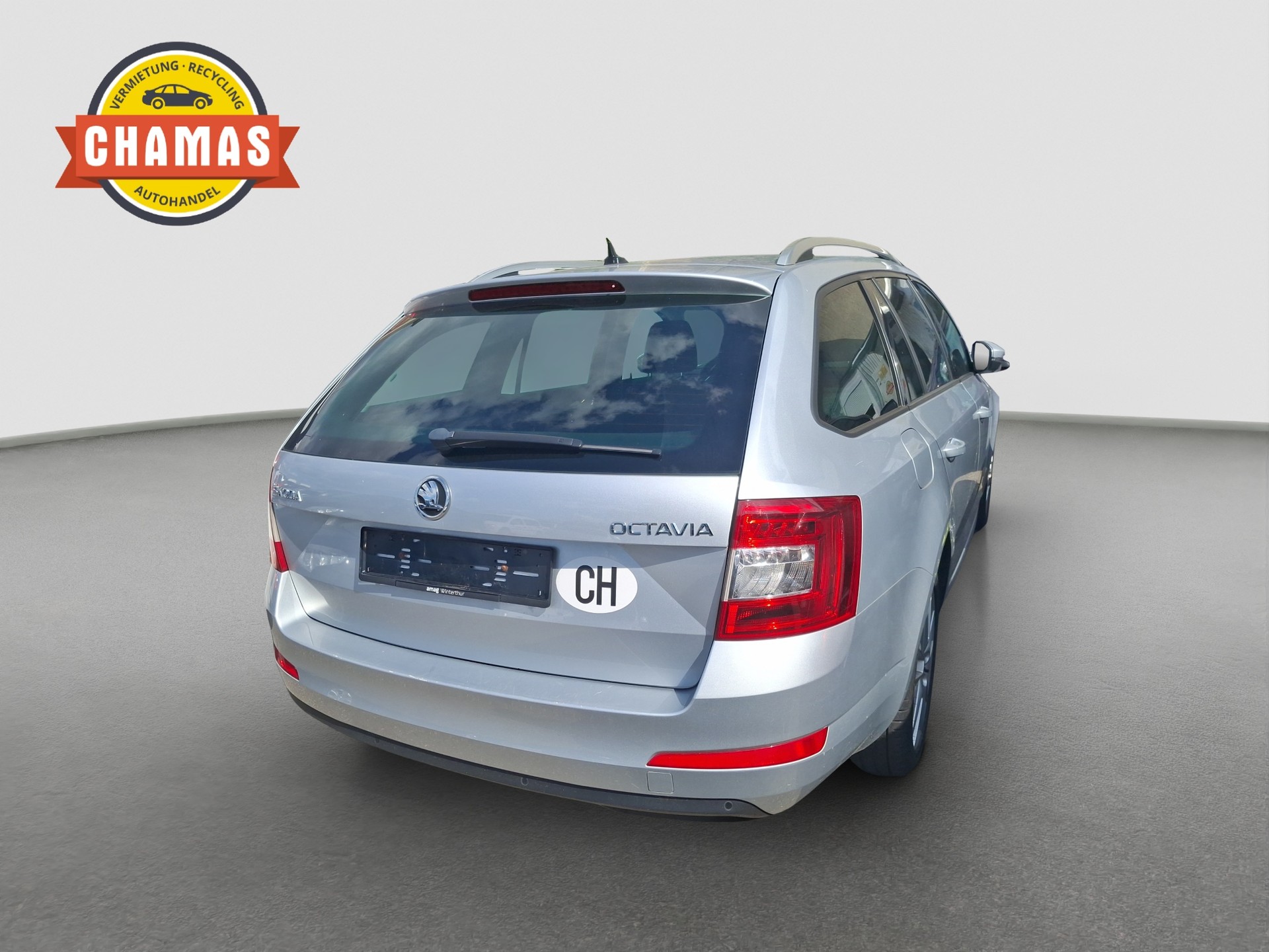 SKODA Octavia Combi 1.8 TSI Ambition 4x4 DSG-image-2