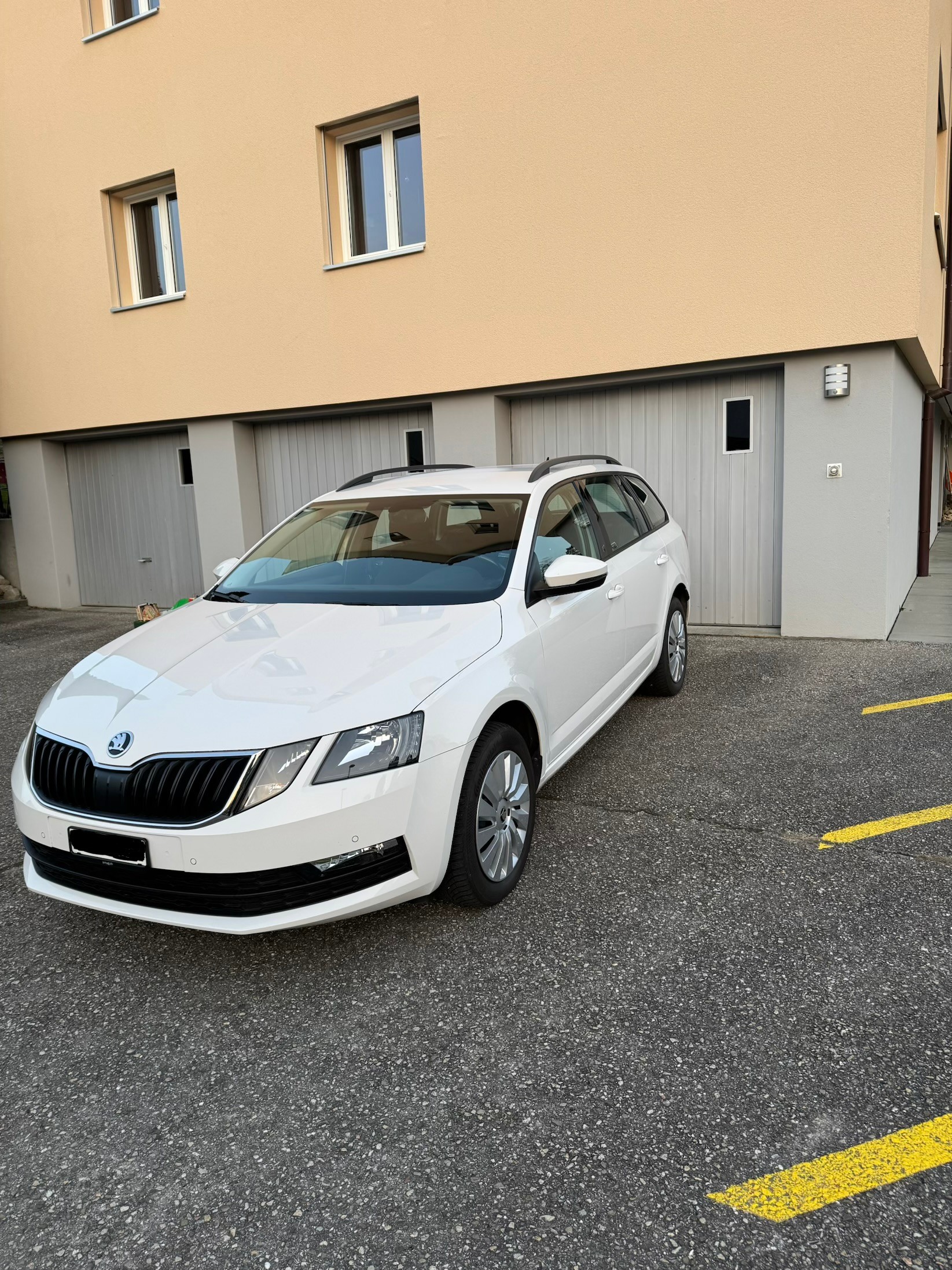 SKODA 1.6 TDI 115 Ambition 4x4-image-7