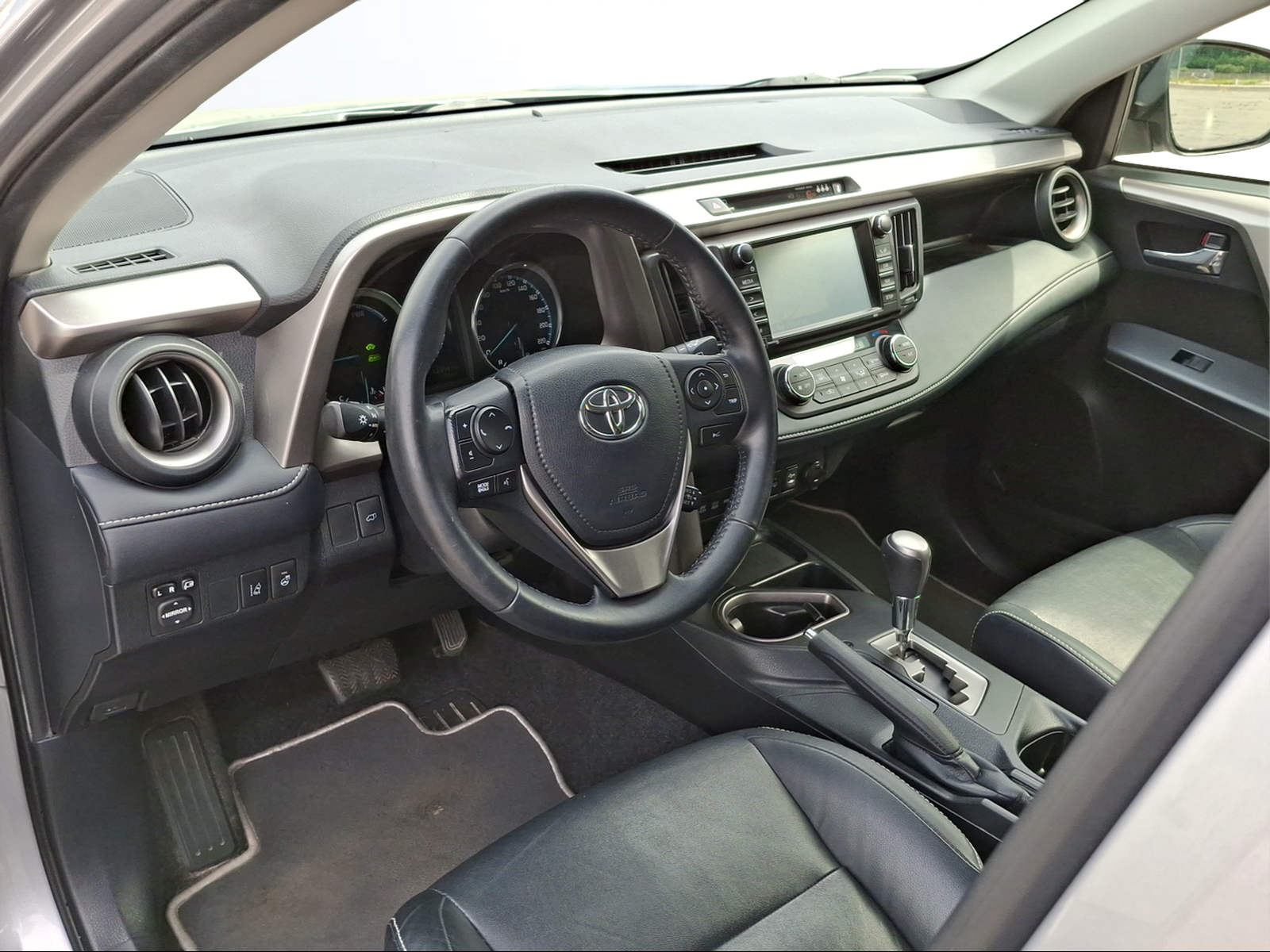 TOYOTA RAV-4 2.5 HSD Premium e-CVT-image-9