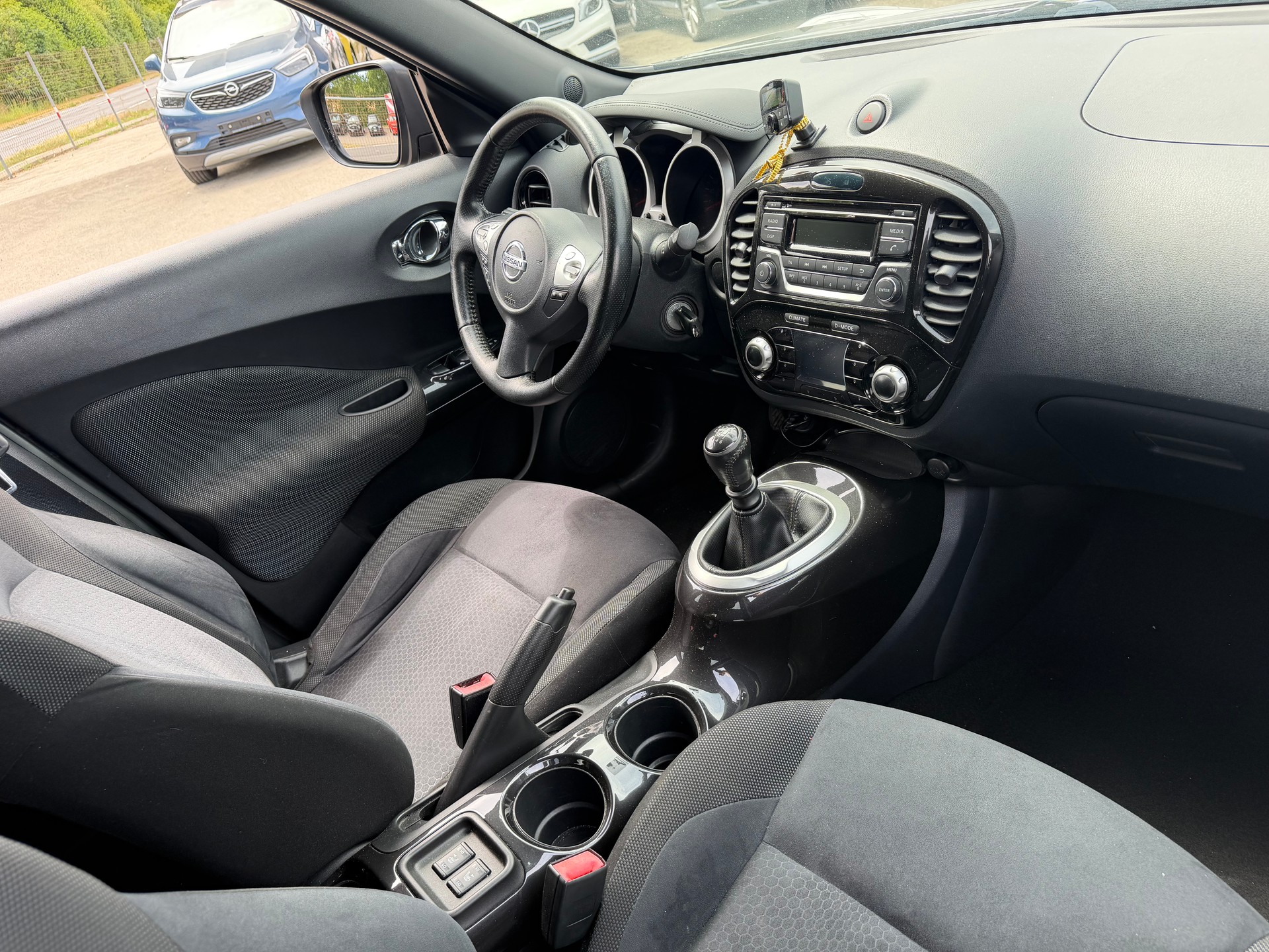 NISSAN Juke 1.2 DIG-T tekna-image-1